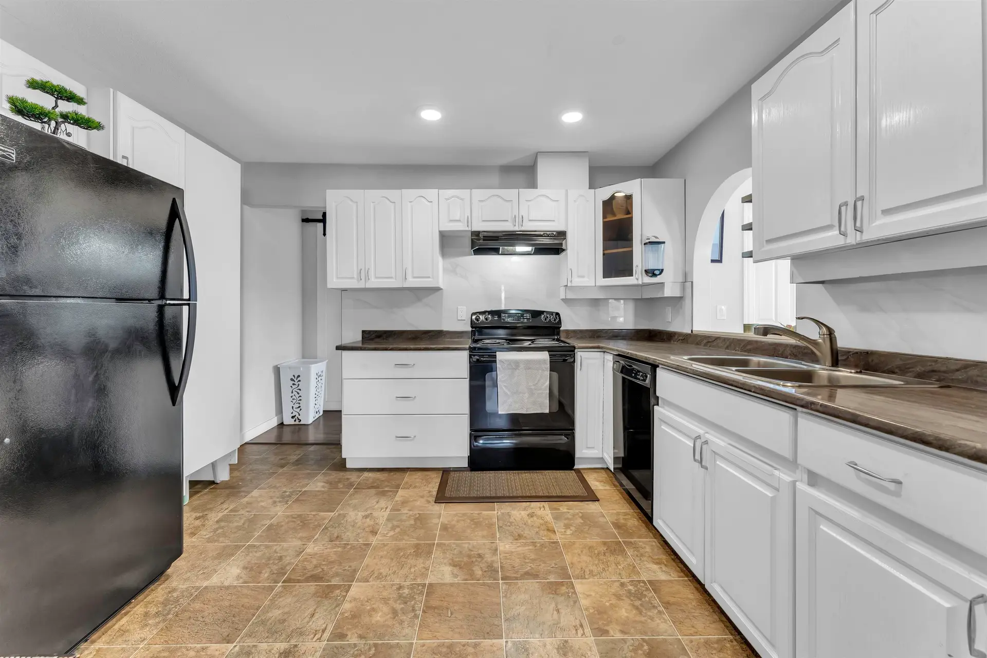 #21 12172 72 Avenue - Image 4