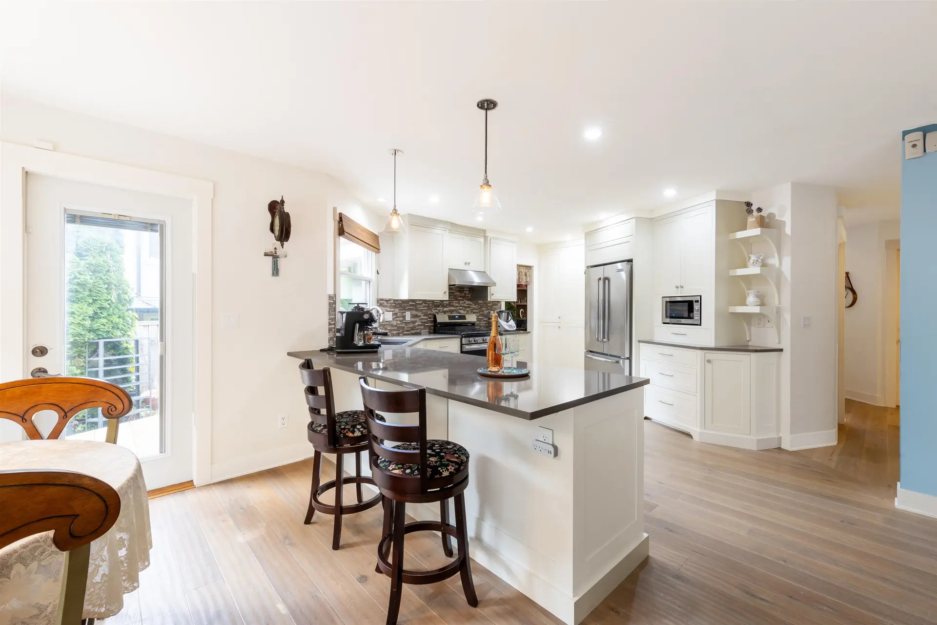 12576 18 Avenue - Image 7