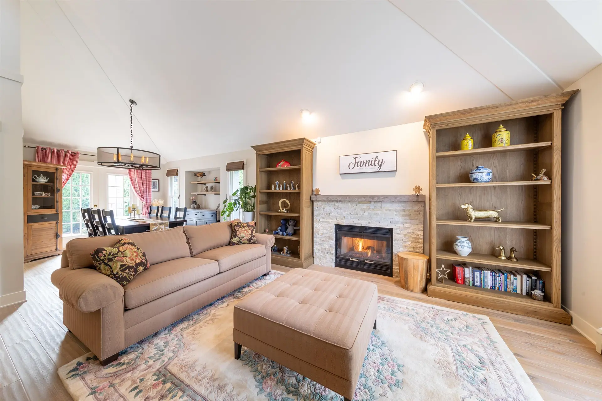 12576 18 Avenue - Image 5