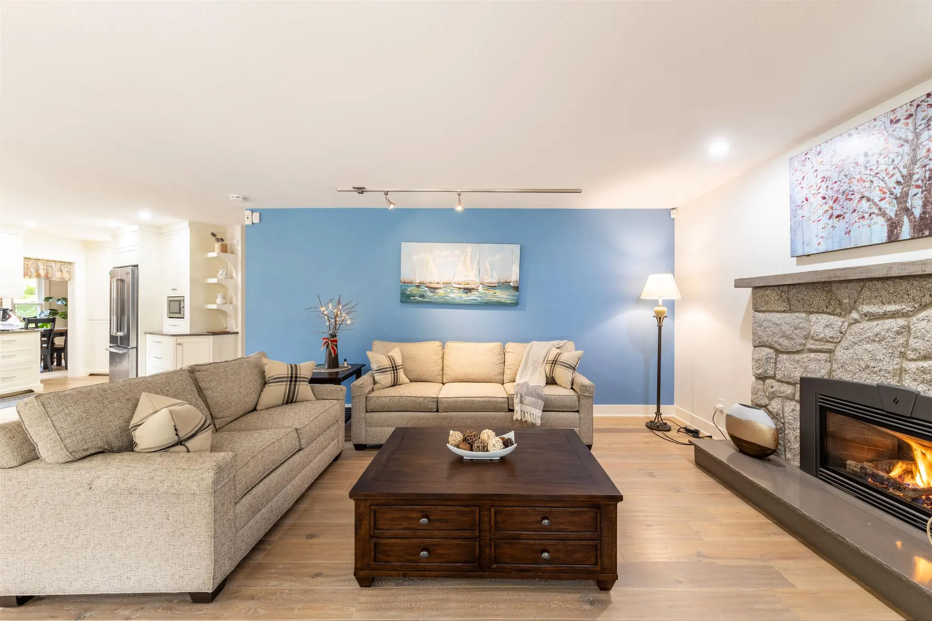12576 18 Avenue - Image 9