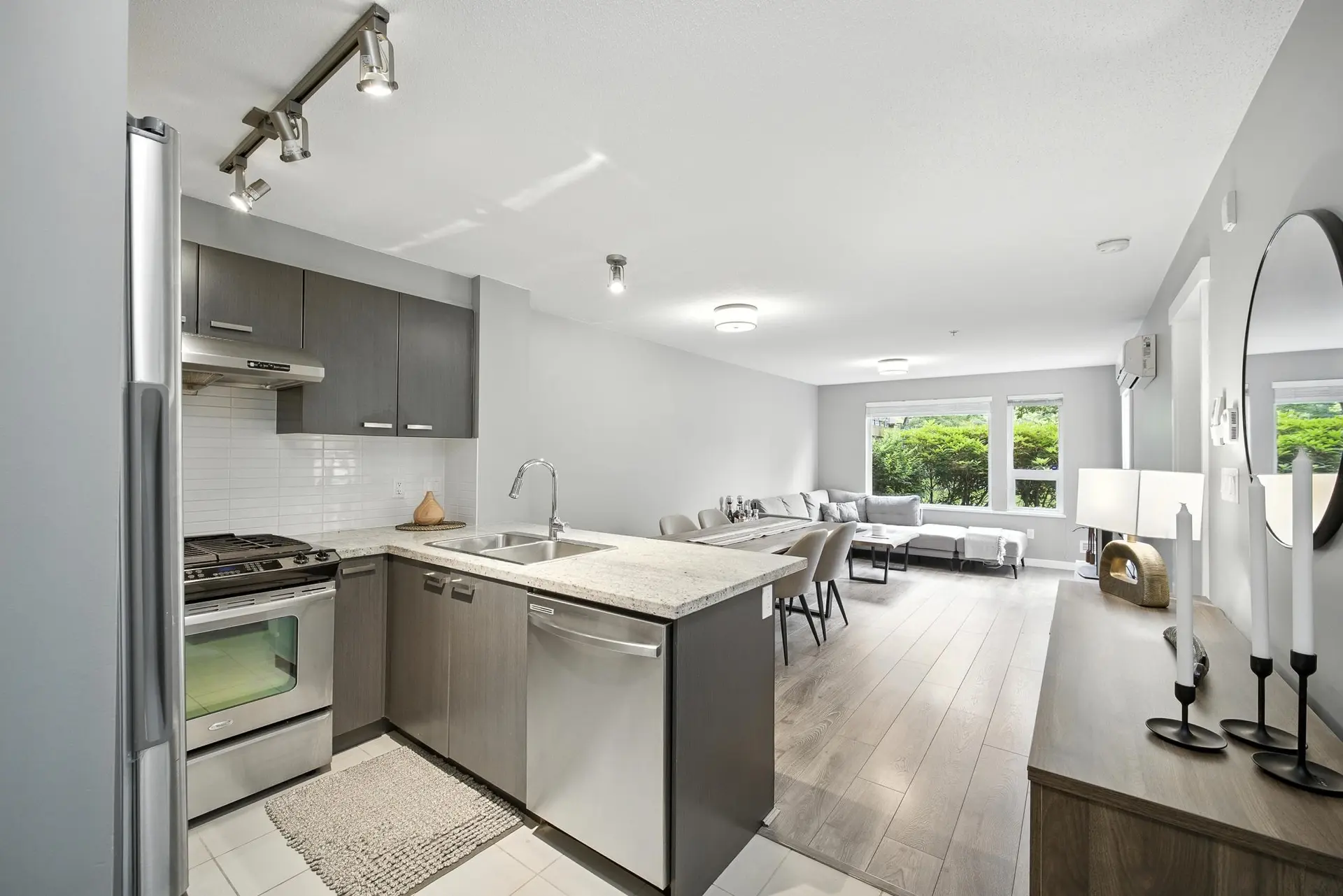 Property at #118 9399 Tomicki Avenue, Richmond, BC