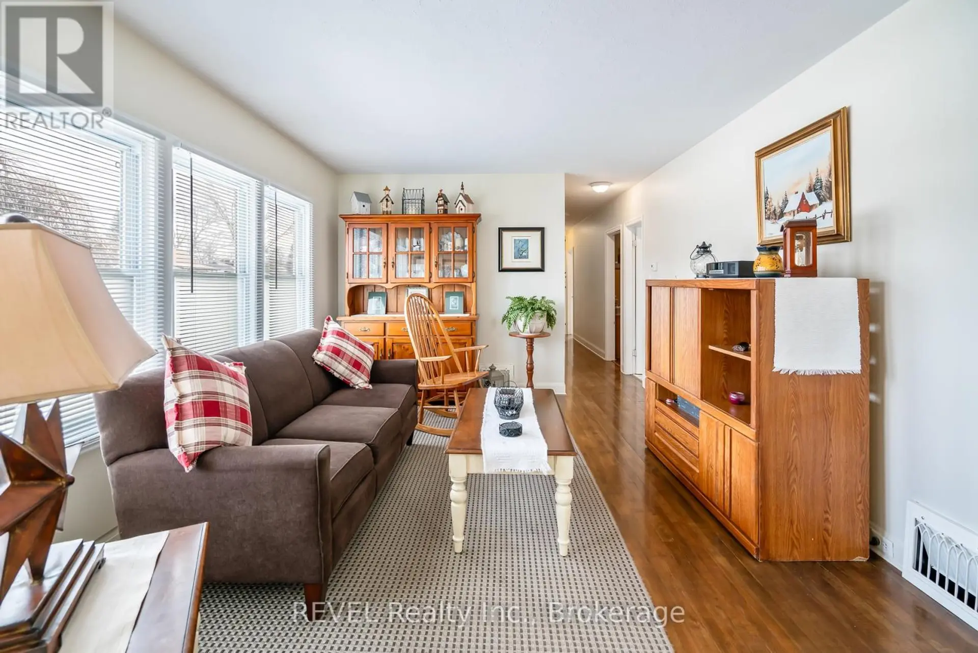 18 VALLEY ROAD - Image 13