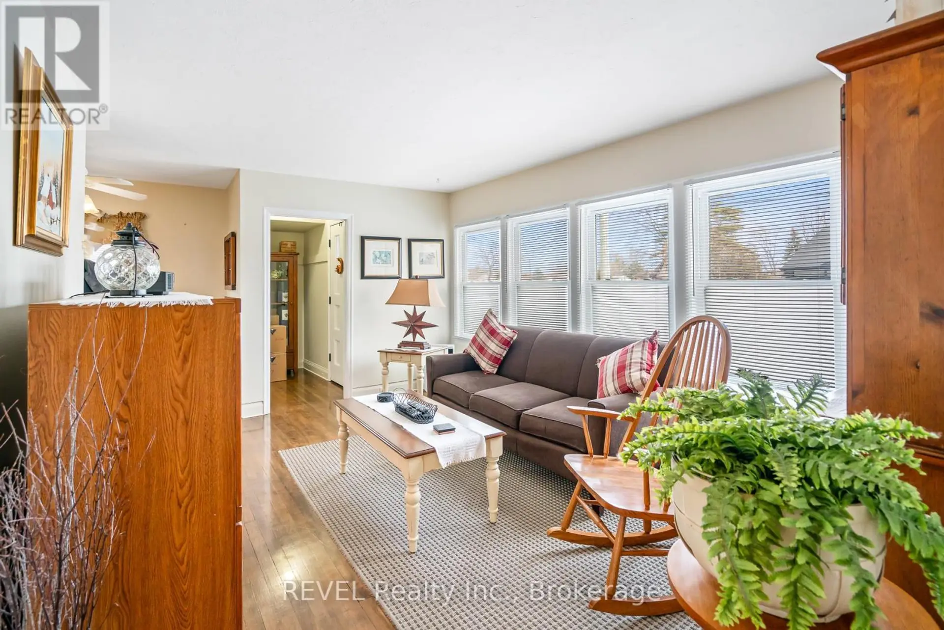 18 VALLEY ROAD - Image 14