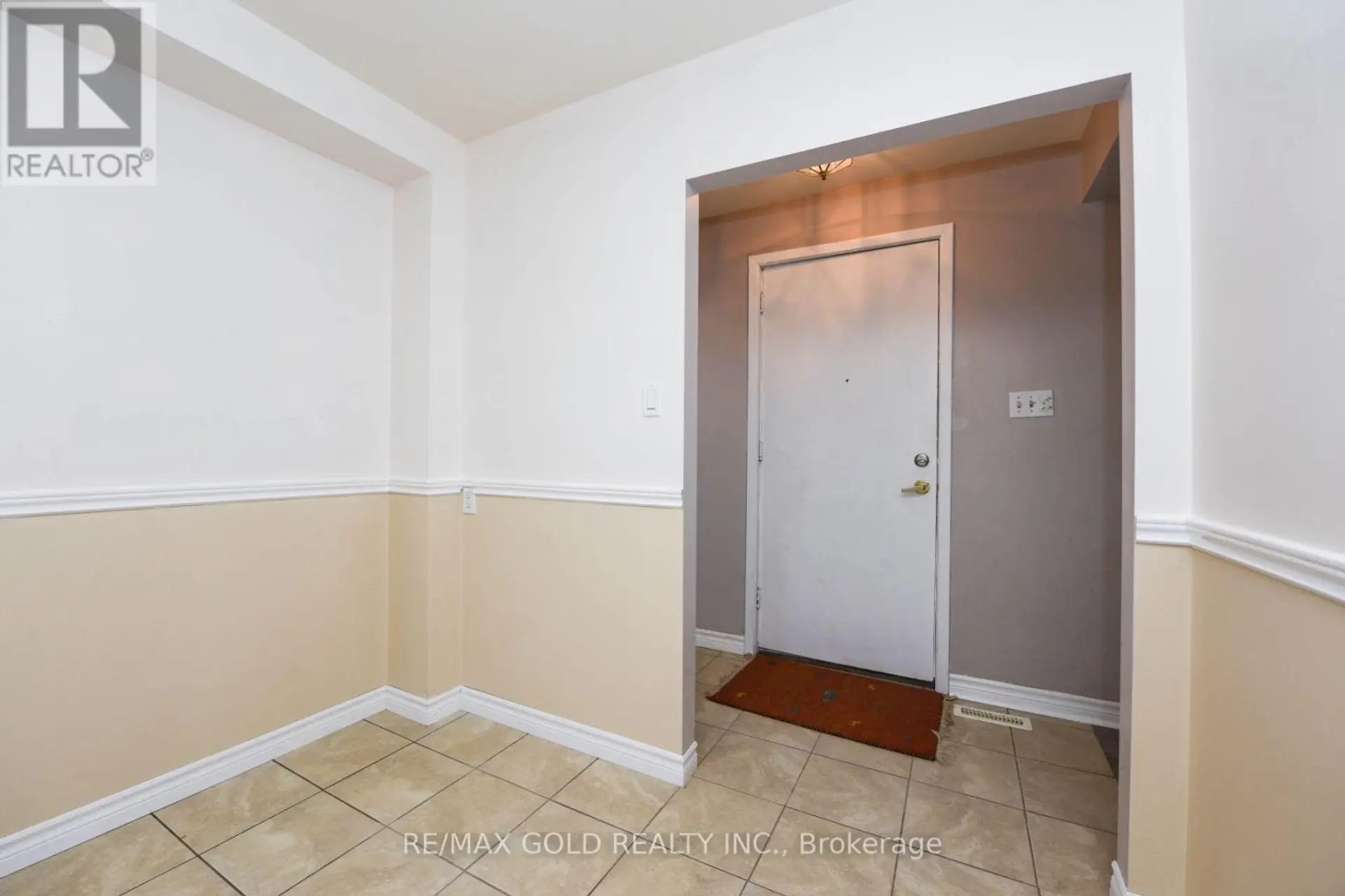 3657 WOODRUFF CRESCENT - Image 2