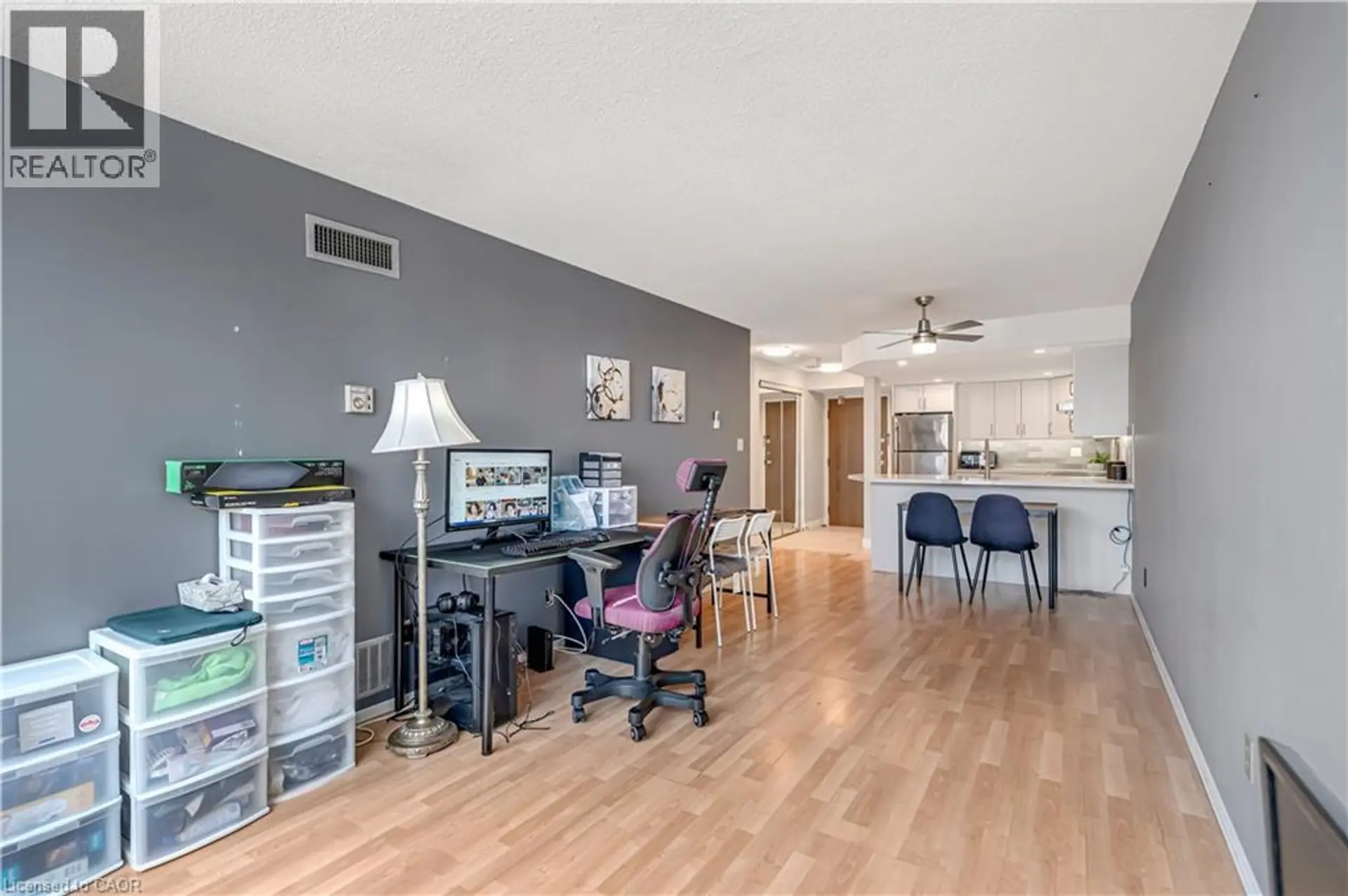 #903 25 AGNES Street - Image 12