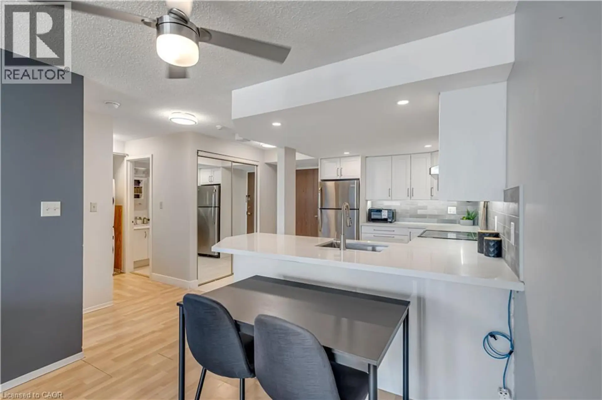 #903 25 AGNES Street - Image 4