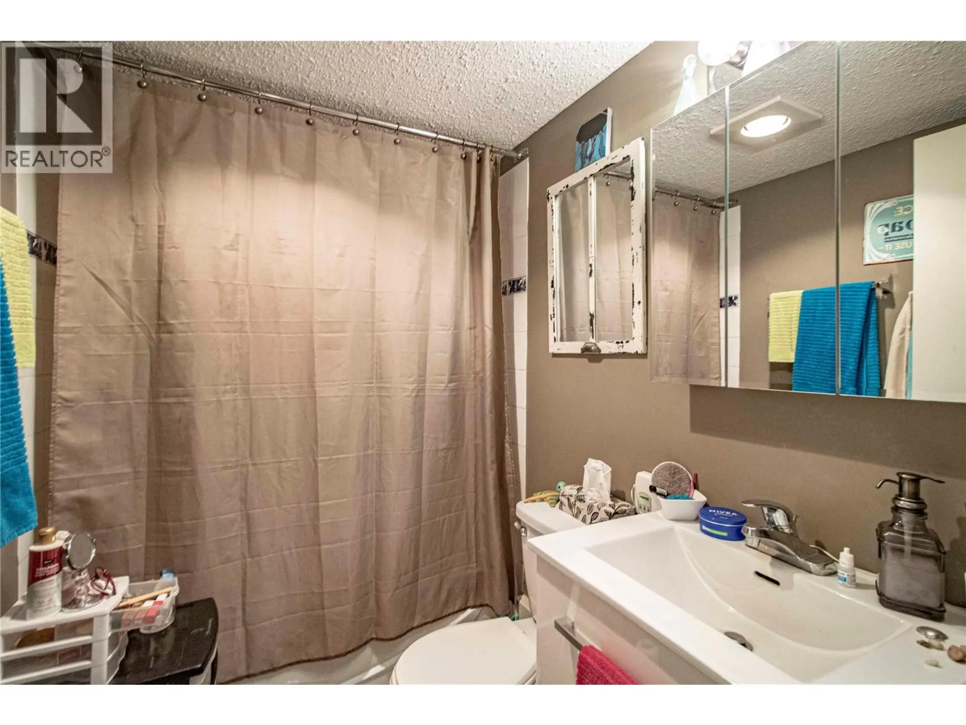 #216 130 Skaha Place - Image 10