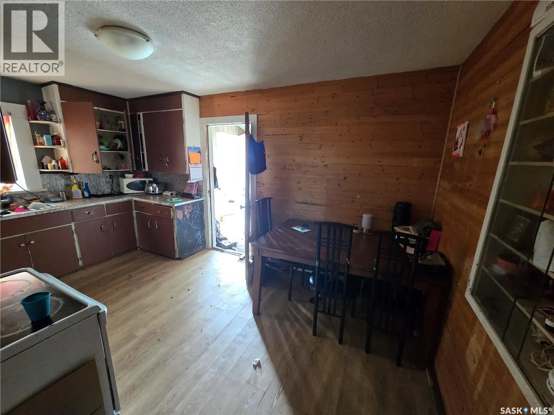 470 2ND AVENUE NW - Image 4
