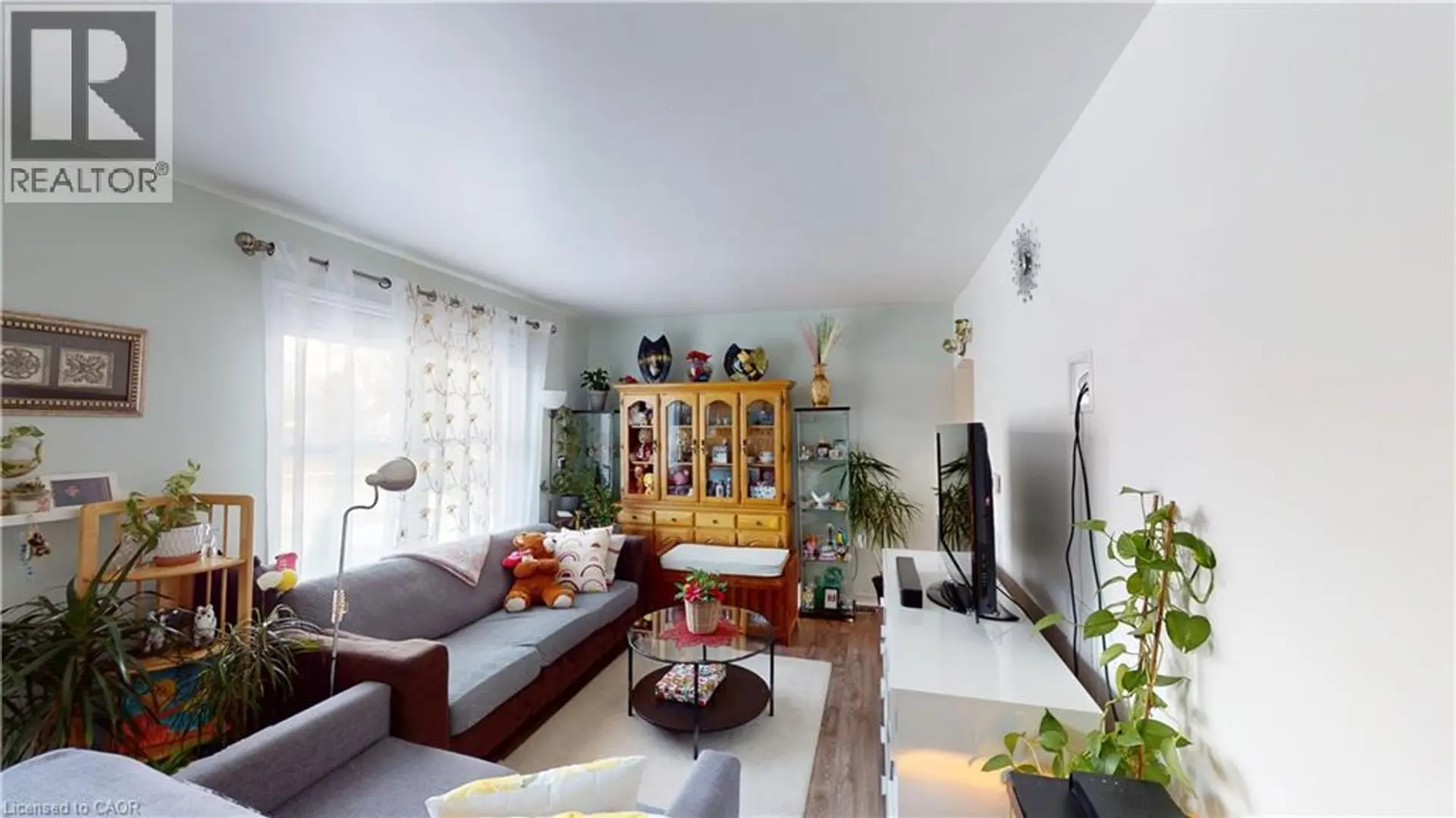 10 ARMSTRONG Avenue - Image 7