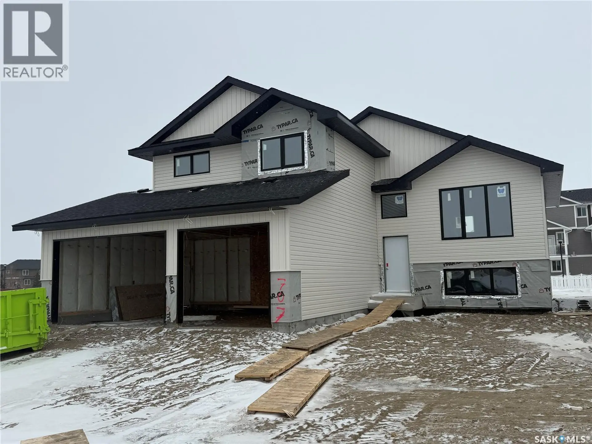 707 BALLESTEROS CRESCENT - Image 1