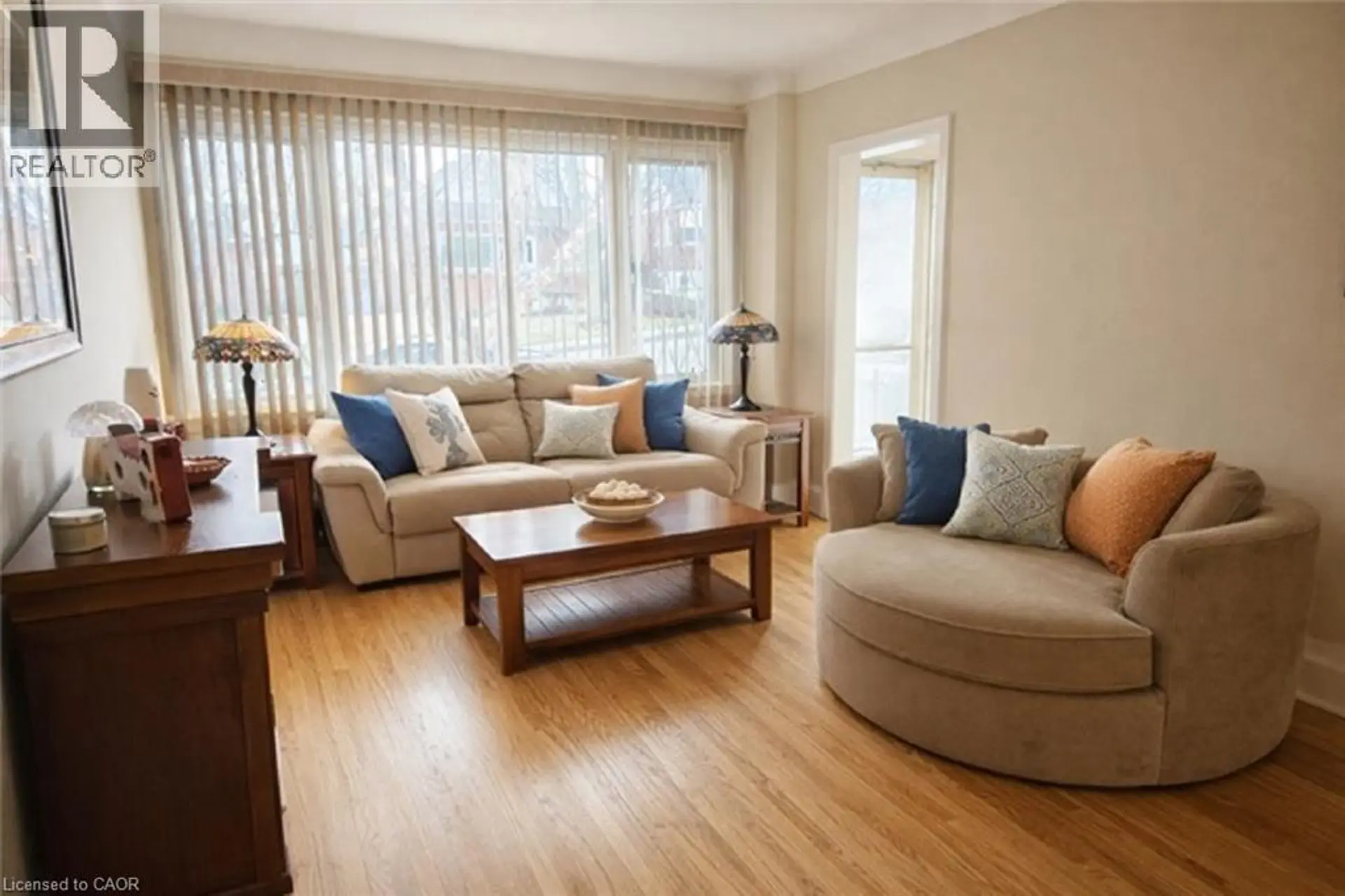 226 AUBURN Avenue - Image 2