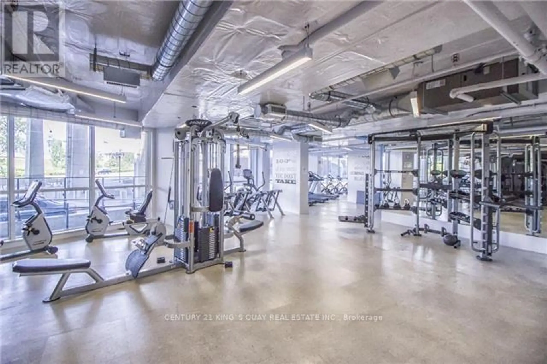 #1613 50 BRUYERES MEWS - Image 4