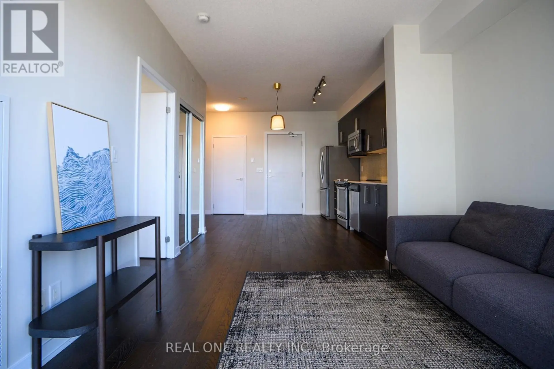 #1410 510 CURRAN PLACE - Image 3