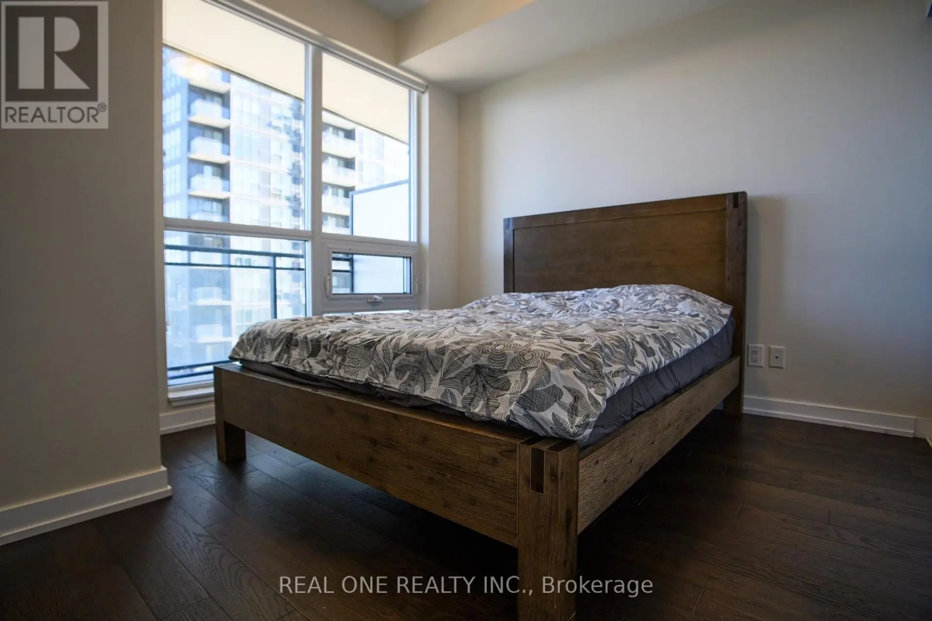 #1410 510 CURRAN PLACE - Image 7