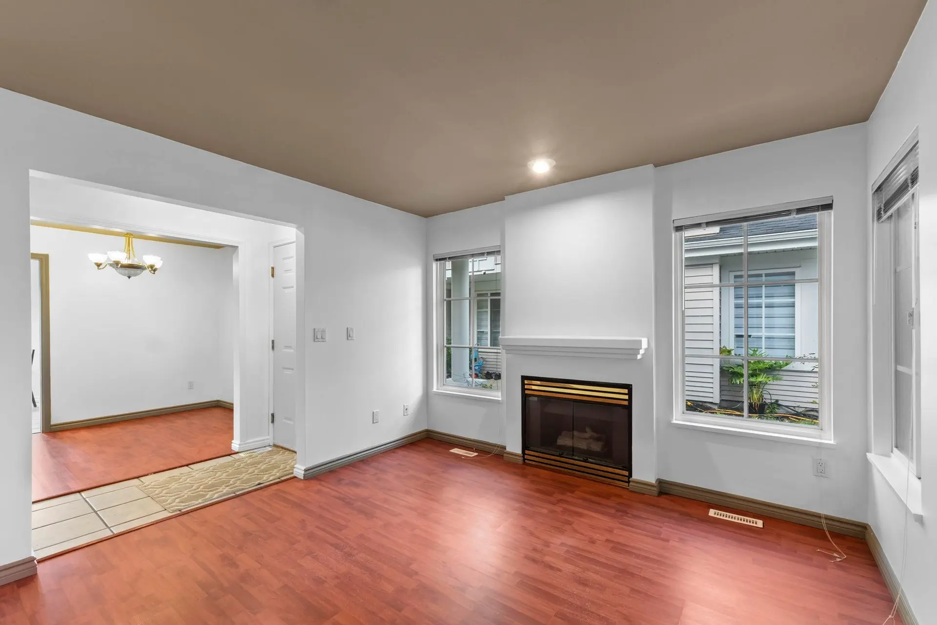 #11 3088 Airey Drive - Image 3