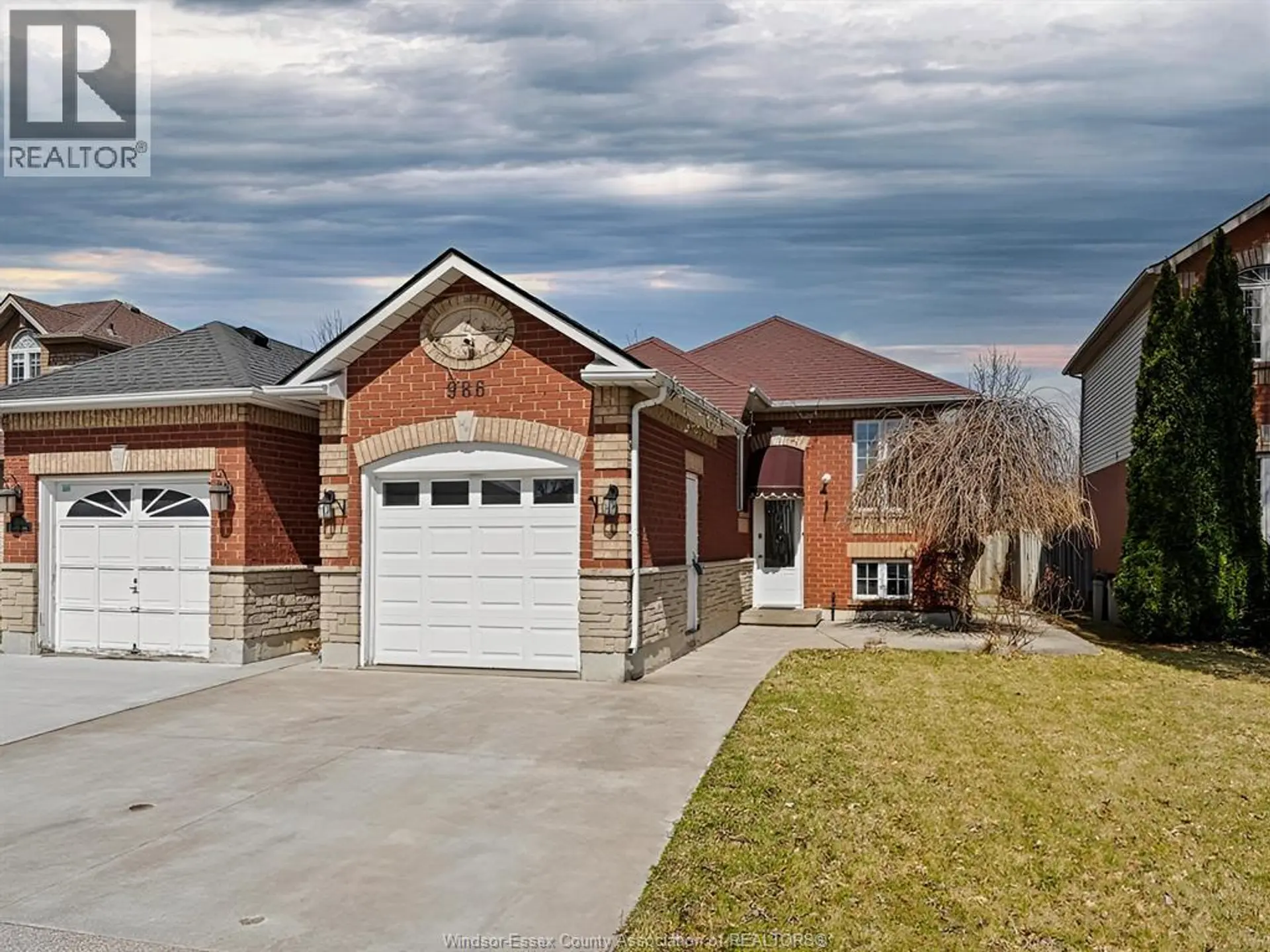 986 LEMONWOOD CRESCENT - Image 2
