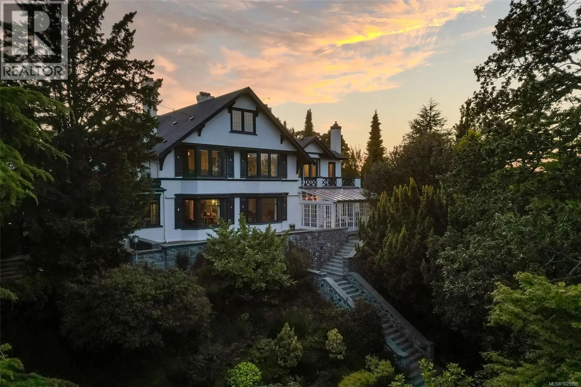 Property at 1630 York Pl, Oak Bay, BC