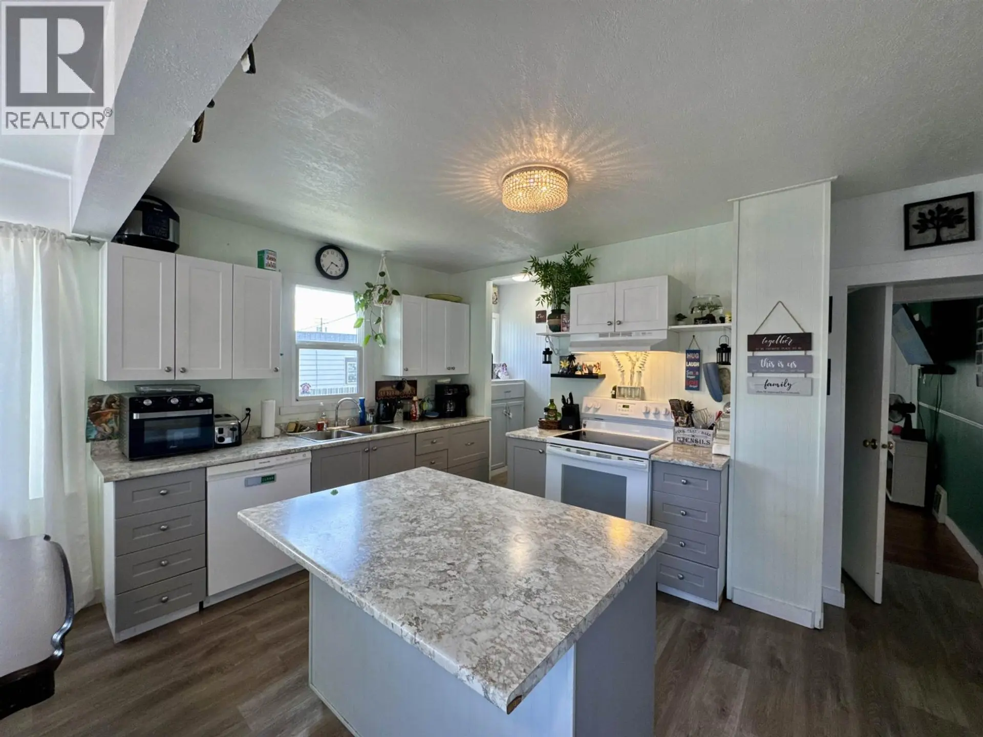 488 KINCHANT STREET - Image 5