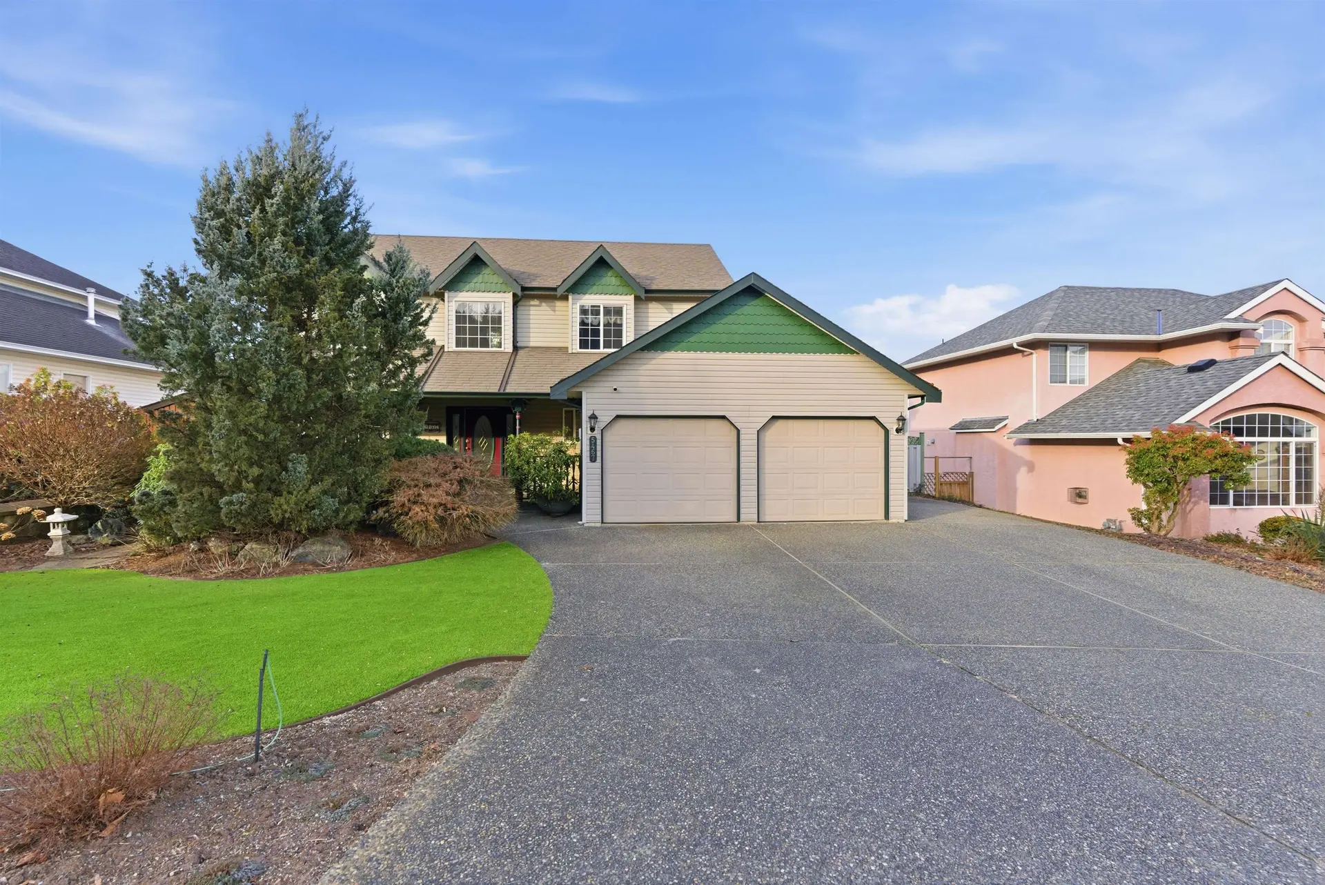 Property at 5467 Dellview Street, Chilliwack, BC