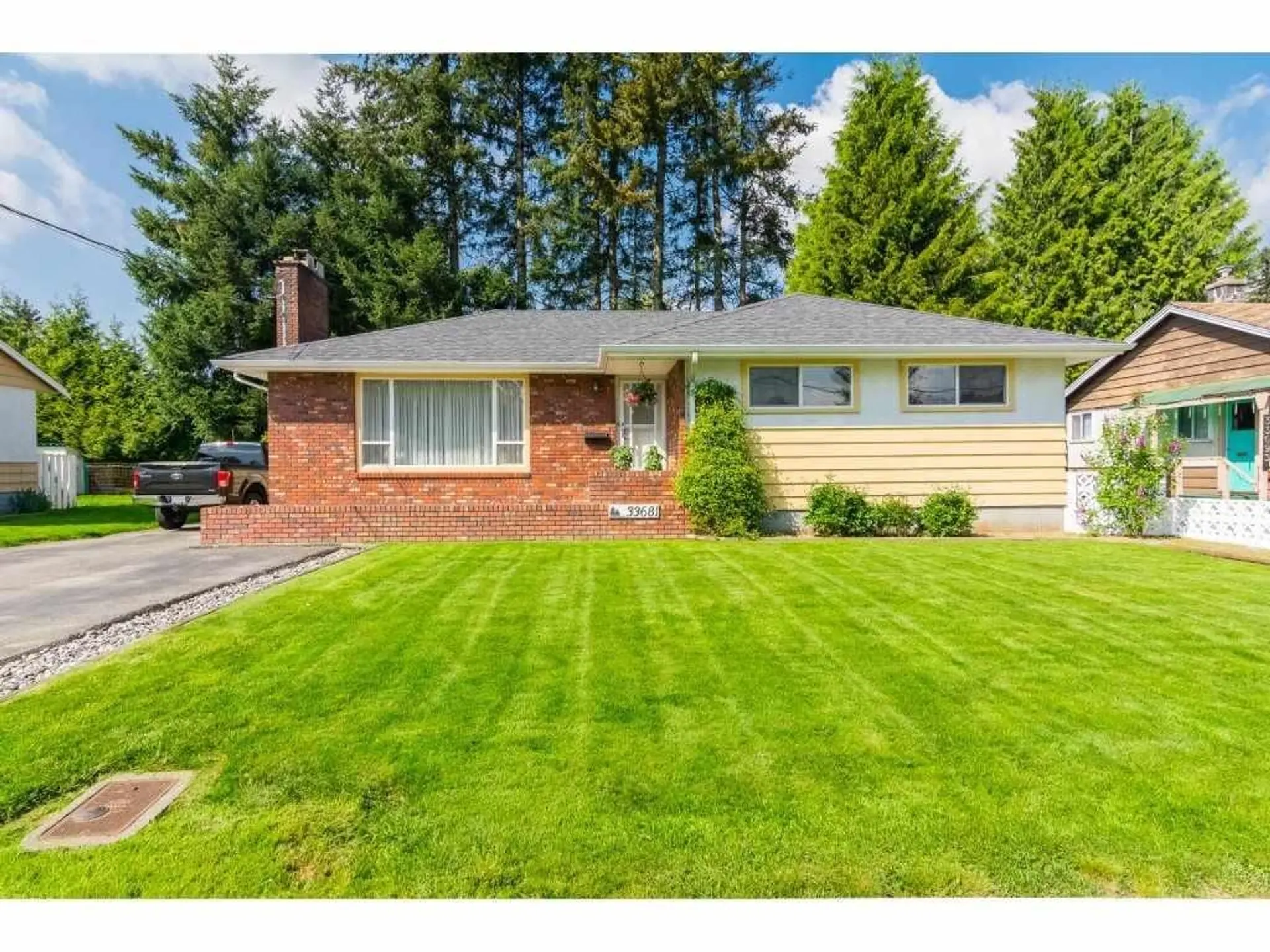 Property at 33681 Mayfair Avenue, Abbotsford, BC