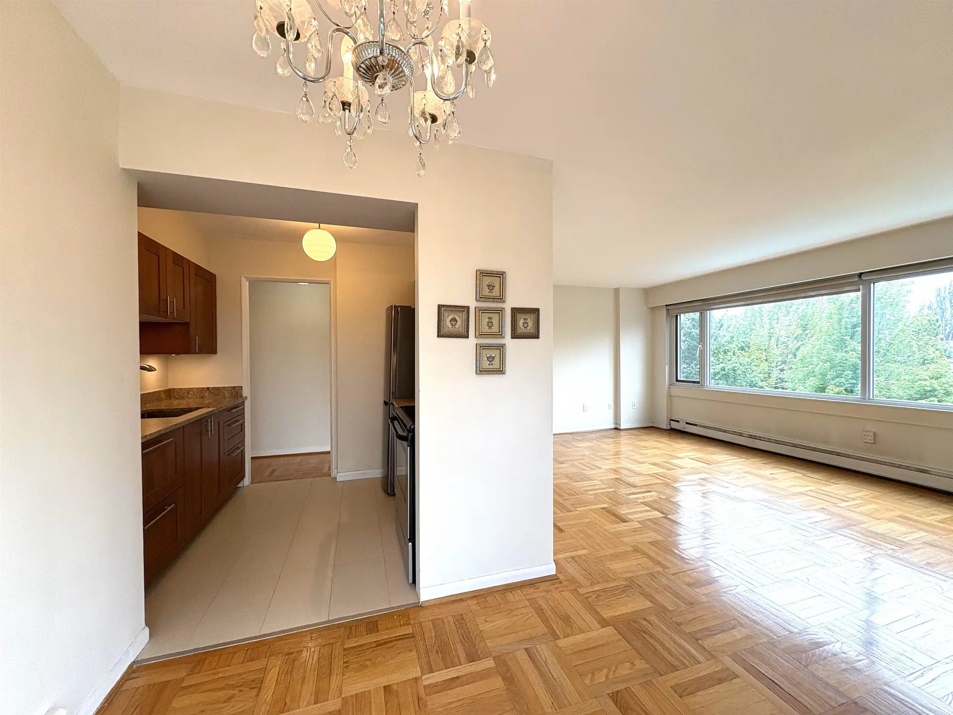 #305 6076 Tisdall Street - Image 13