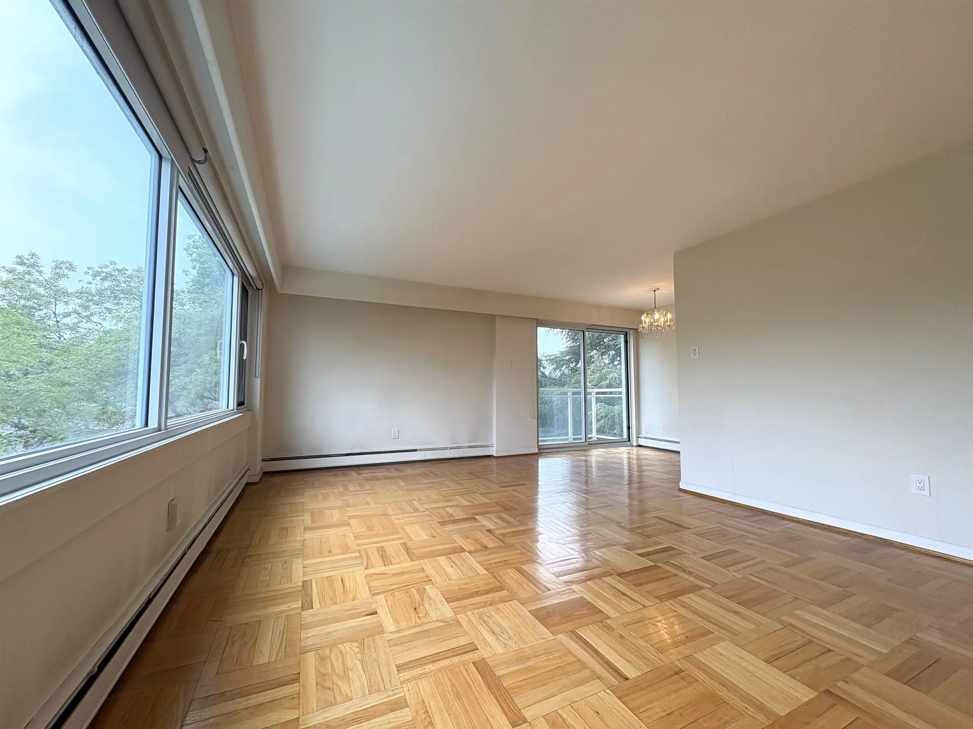 #305 6076 Tisdall Street - Image 11