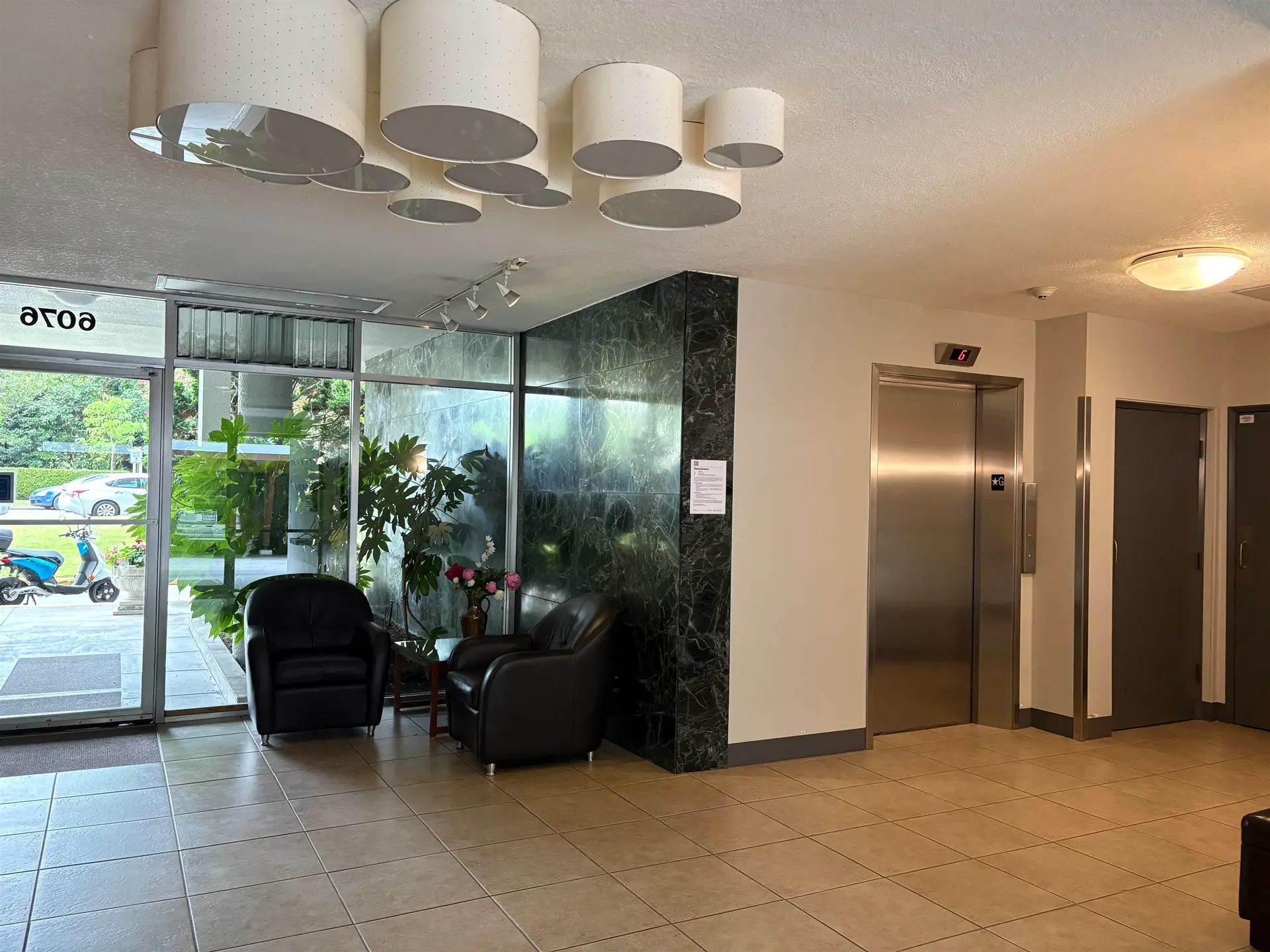 #305 6076 Tisdall Street - Image 4