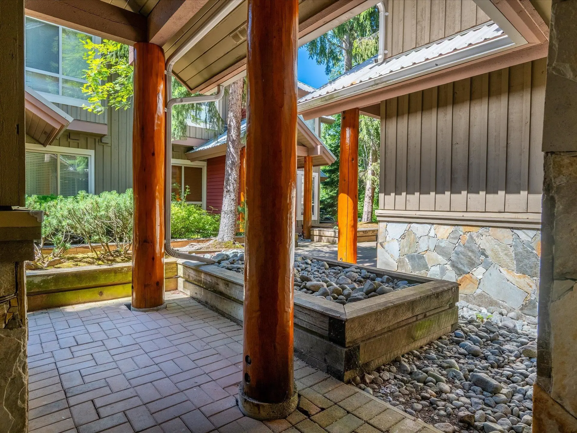 #24 4385 Northlands Boulevard - Image 13