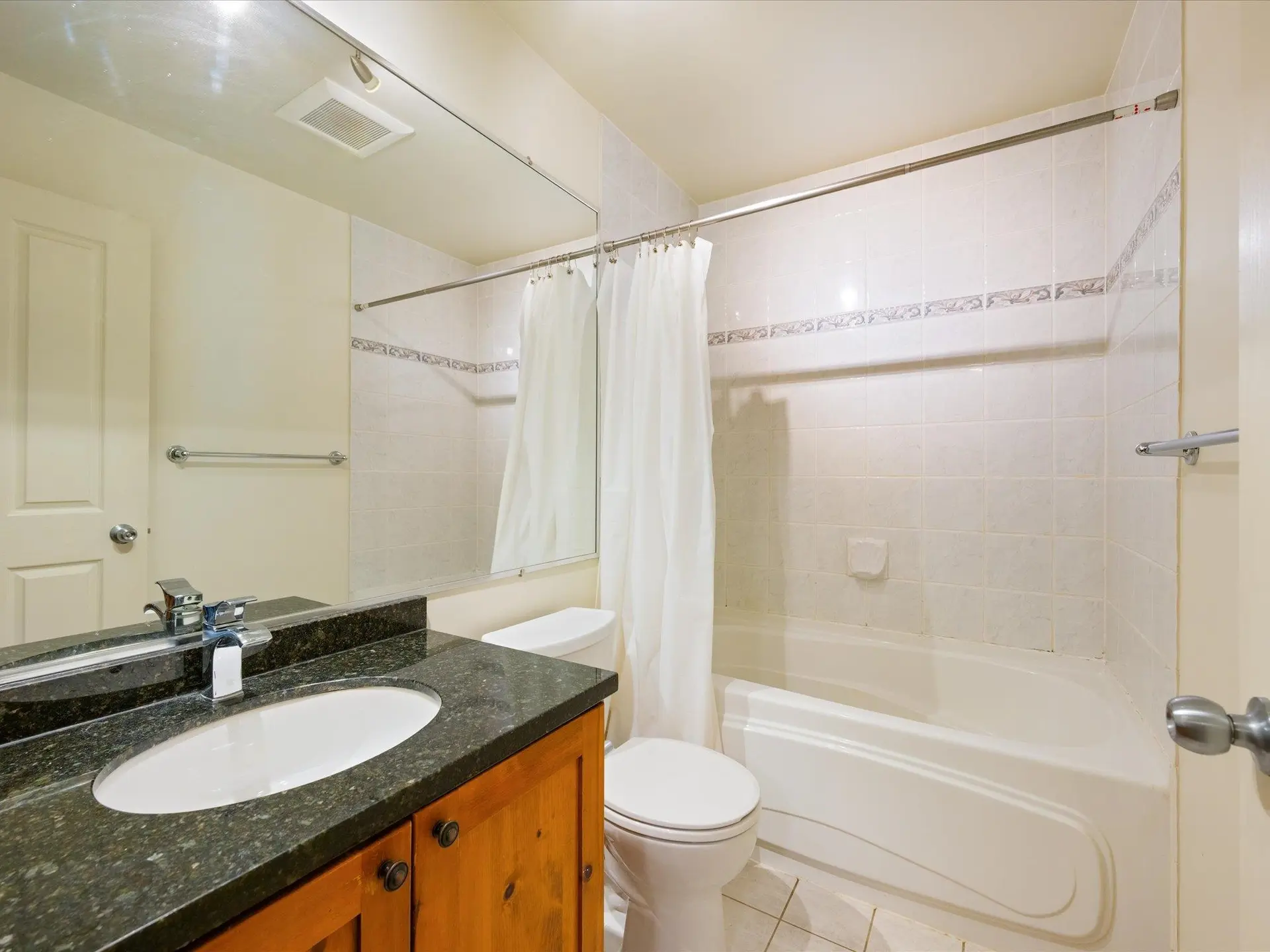#24 4385 Northlands Boulevard - Image 11