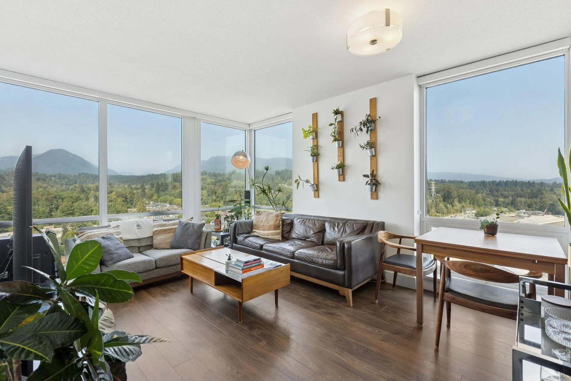Property at #1702 1550 Fern Street, North Vancouver, BC