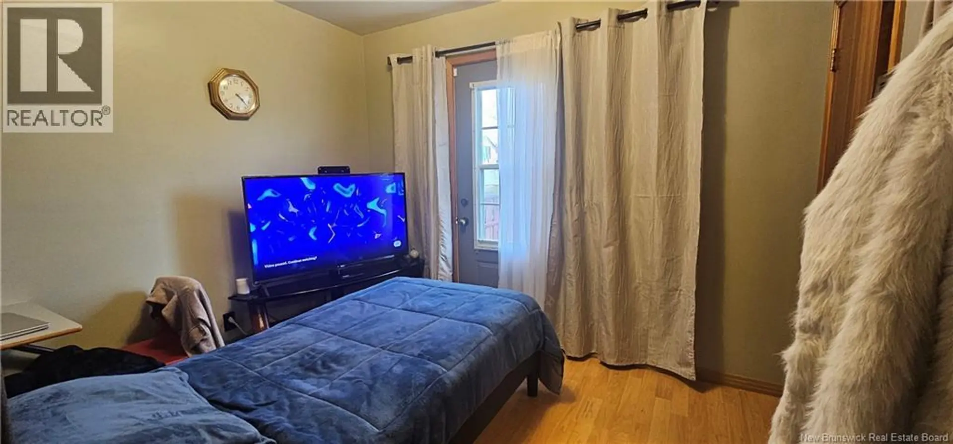 118 SPRUCE STREET - Image 5
