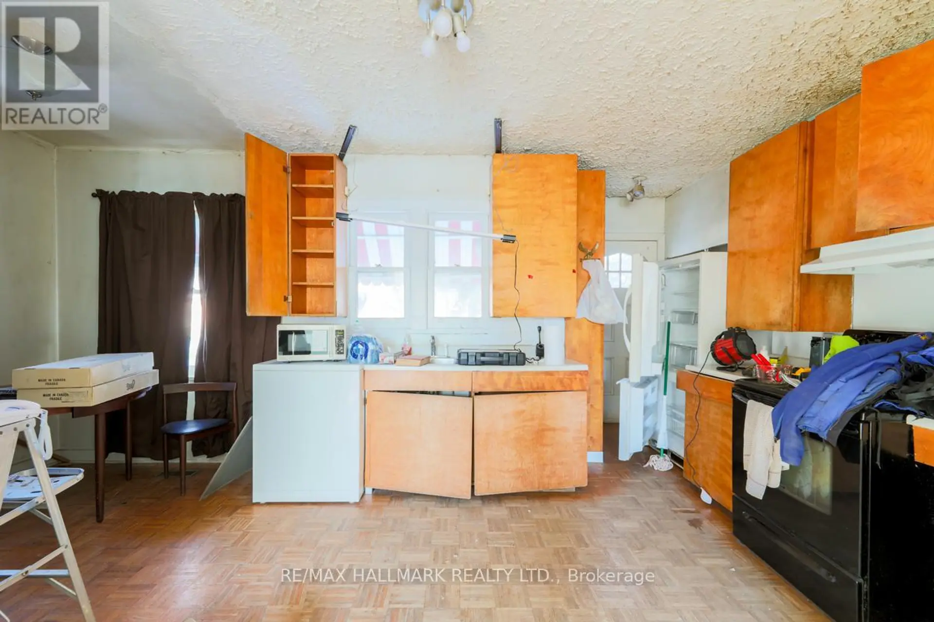 63 HIGHVIEW AVENUE - Image 5