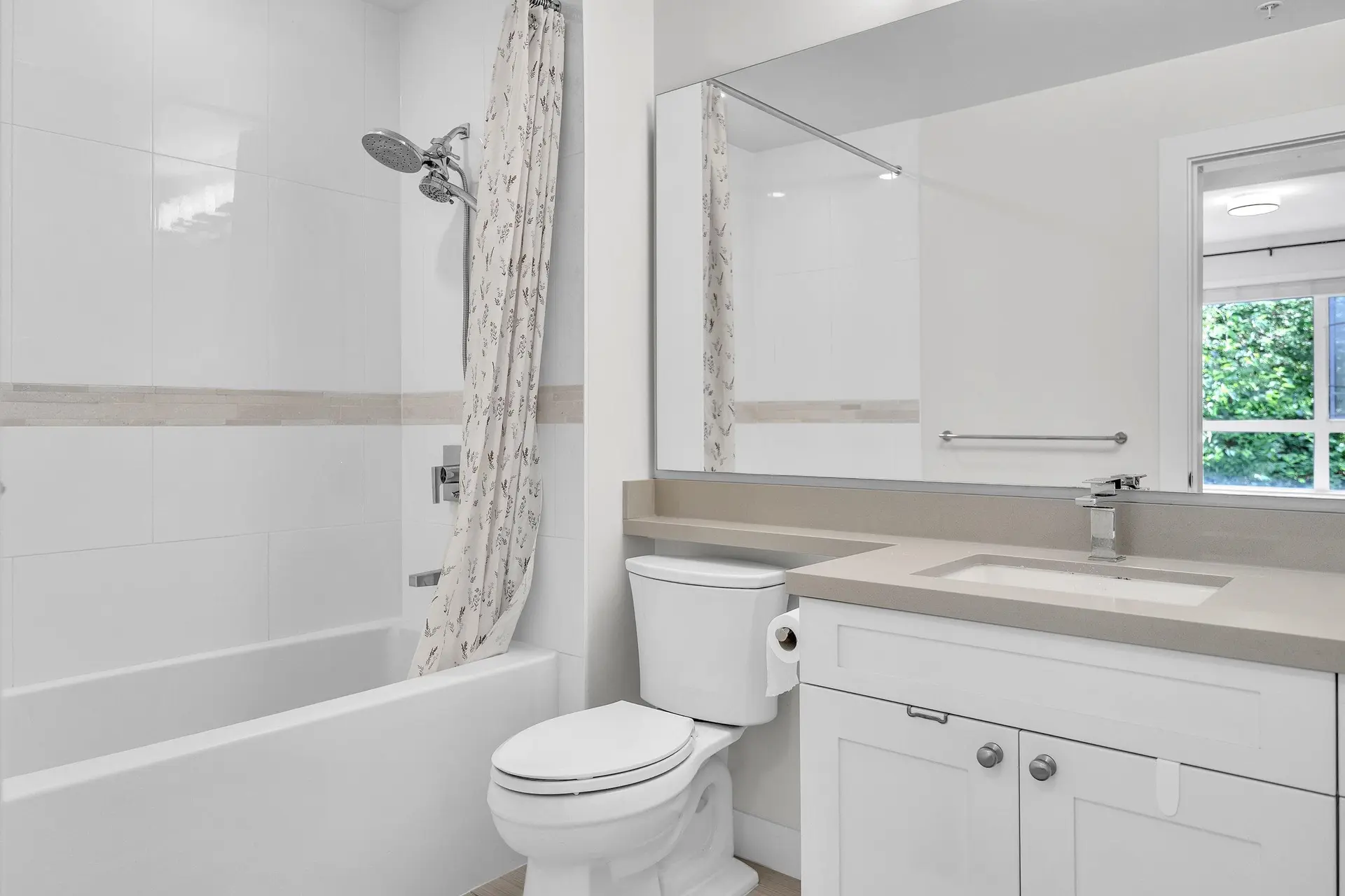 #306 3399 Noel Drive - Image 13