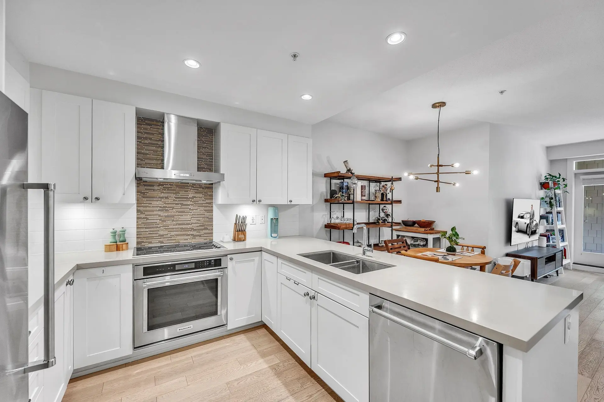 #306 3399 Noel Drive - Image 3