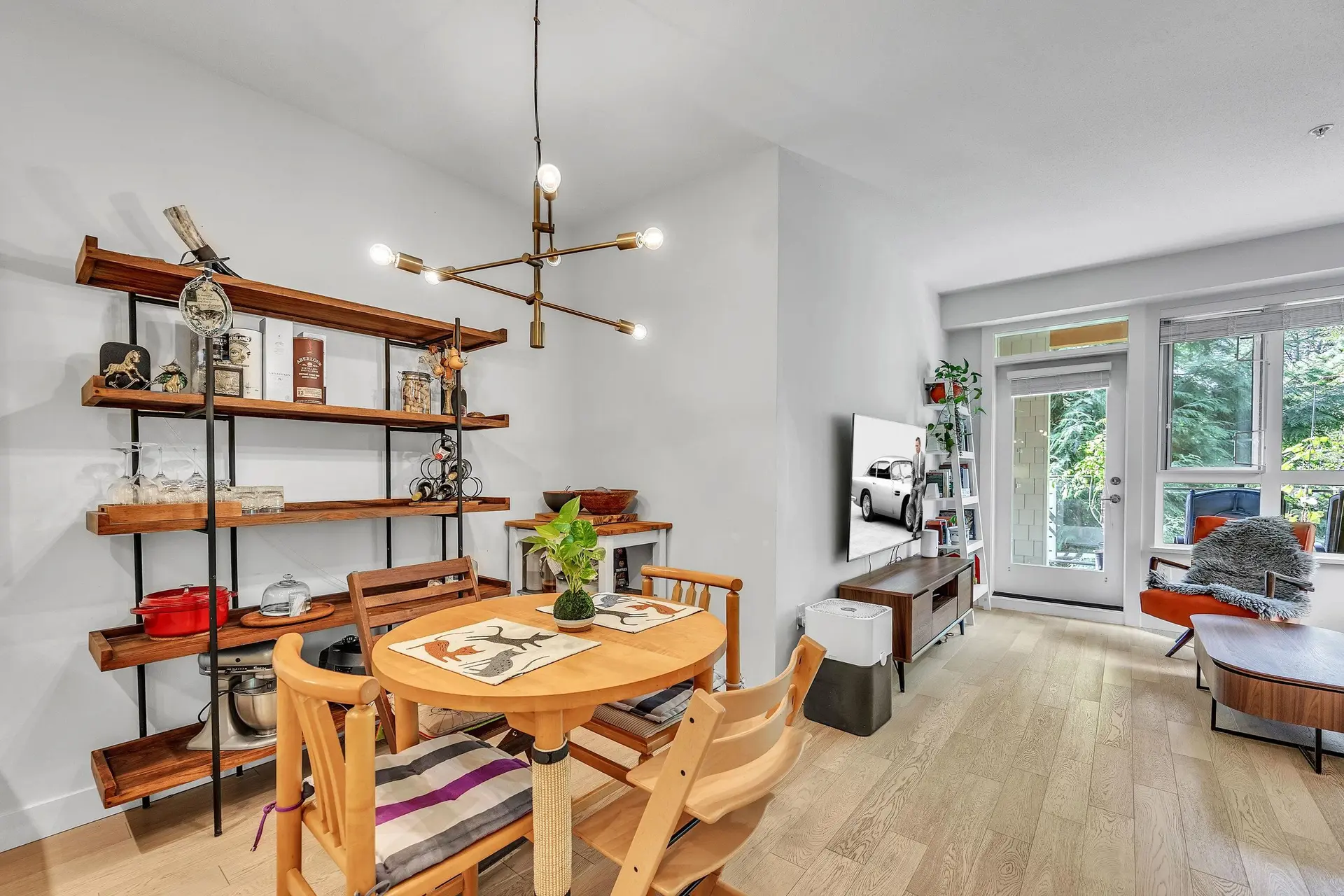 #306 3399 Noel Drive - Image 8
