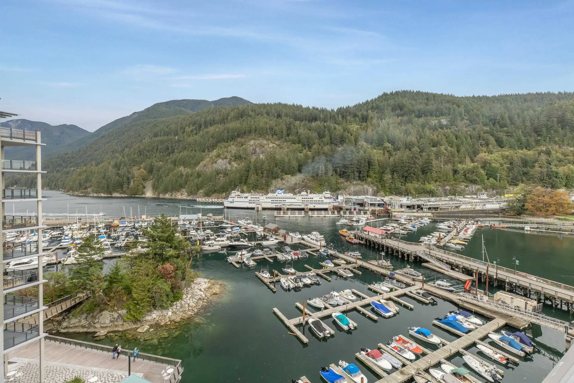 Property at #706 6707 Nelson Avenue, West Vancouver, BC