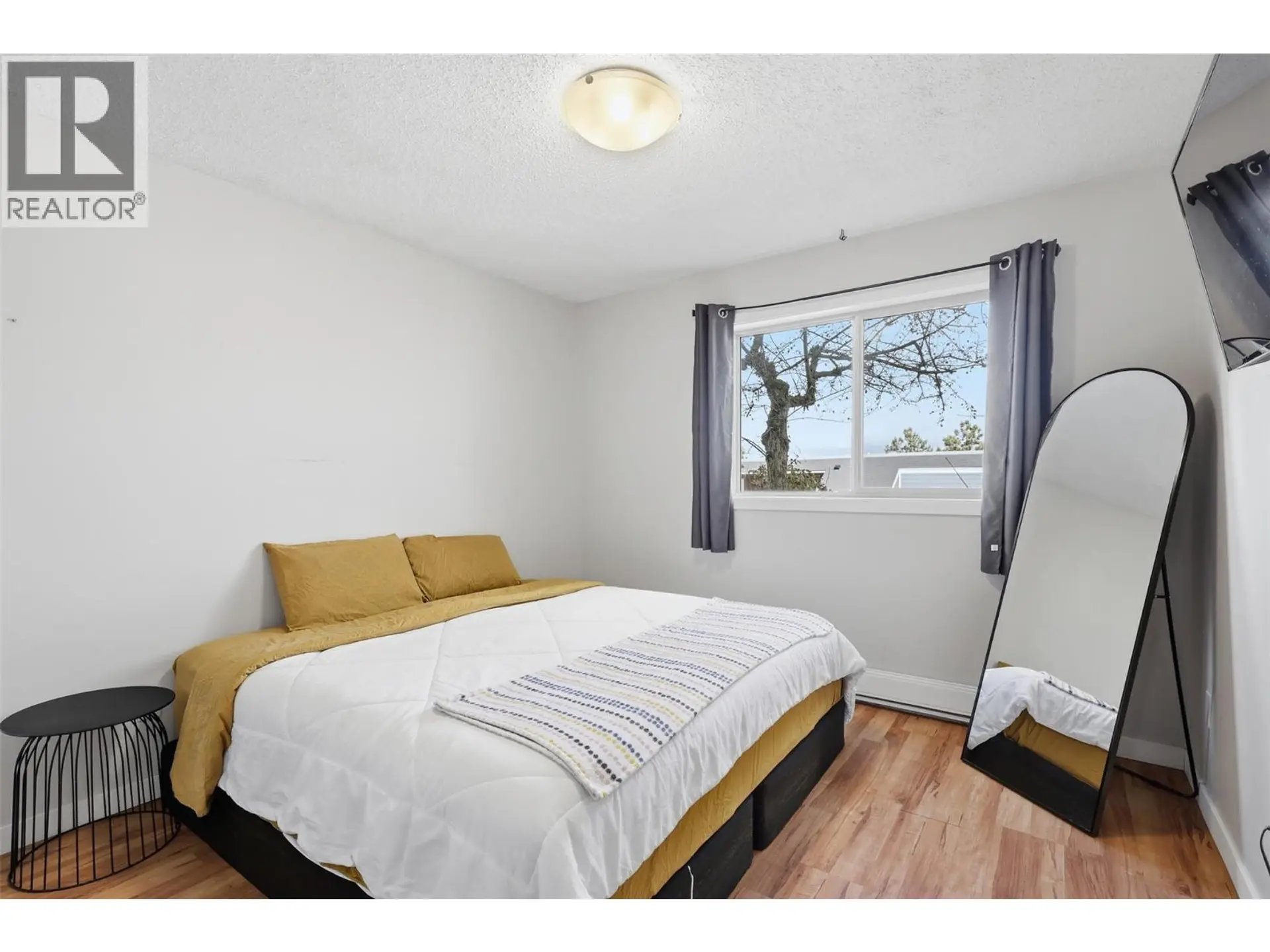 #15 1810 Summit Drive - Image 12