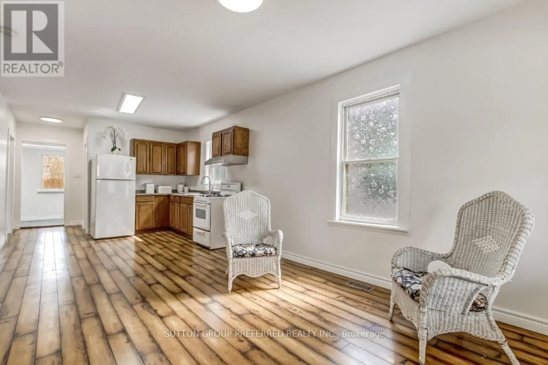 272 SANDERS STREET - Image 5