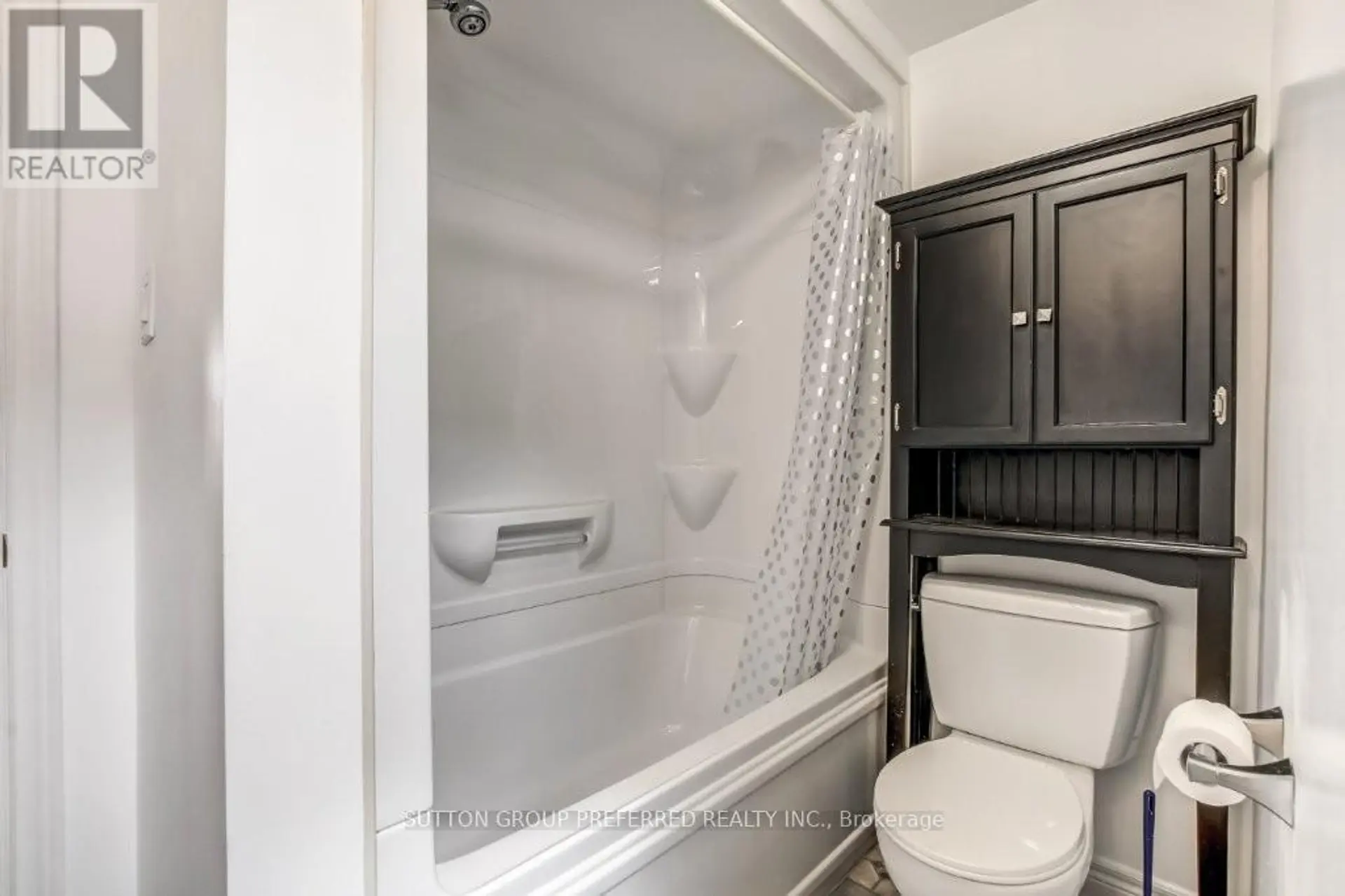 272 SANDERS STREET - Image 9
