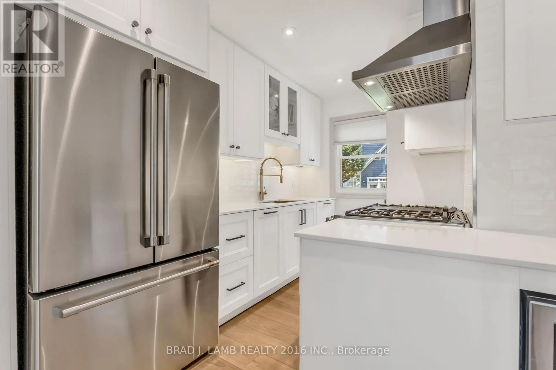 794 THE QUEENSWAY - Image 5