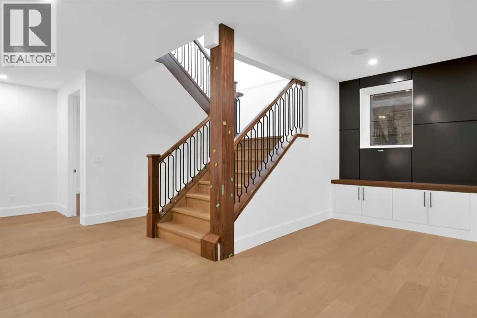 1605 9 STREET NW - Image 19