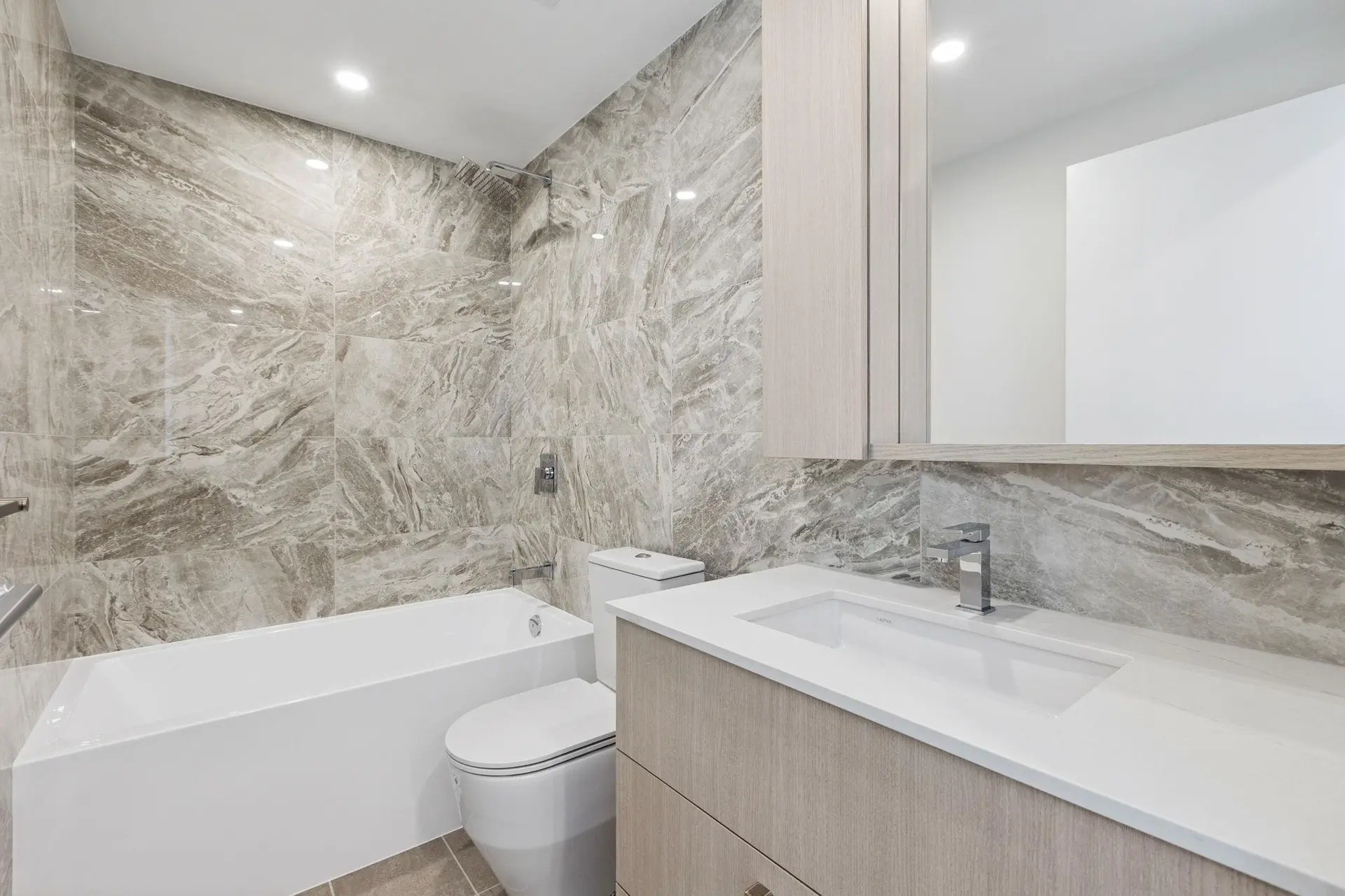 #401 6468 Willingdon Avenue - Image 7