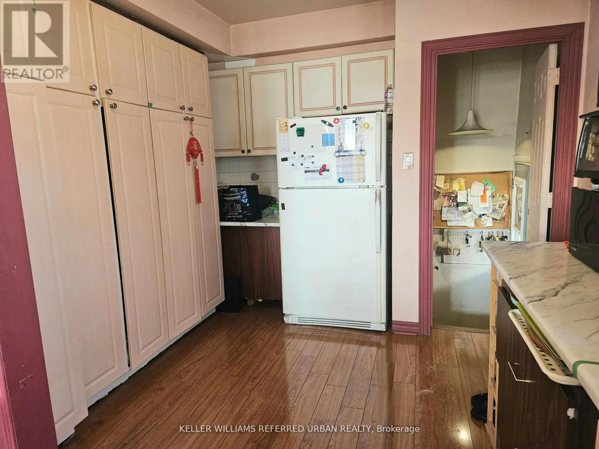 5332 LAWRENCE AVENUE E - Image 7