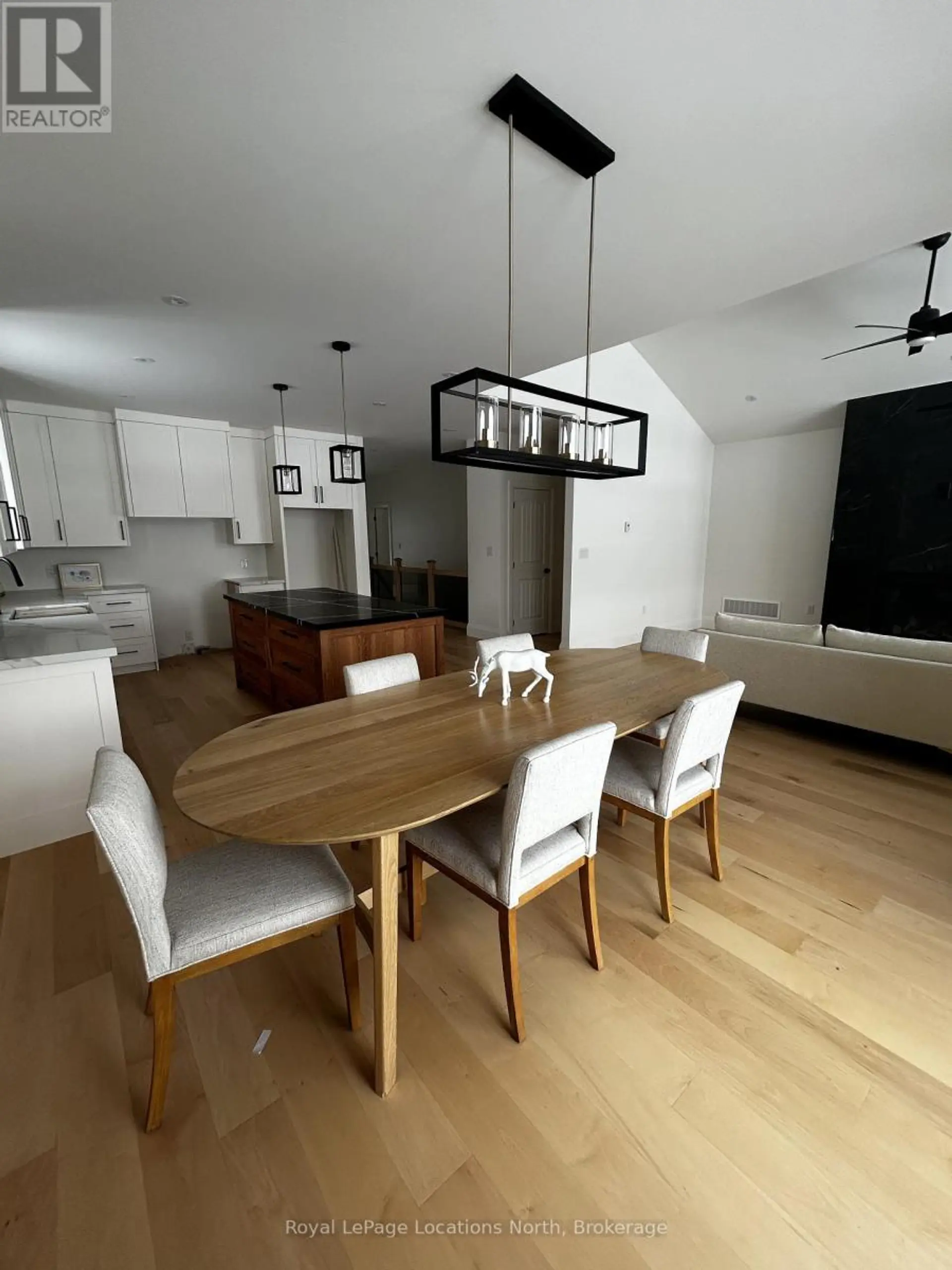 #27 16 HILTON LANE - Image 6