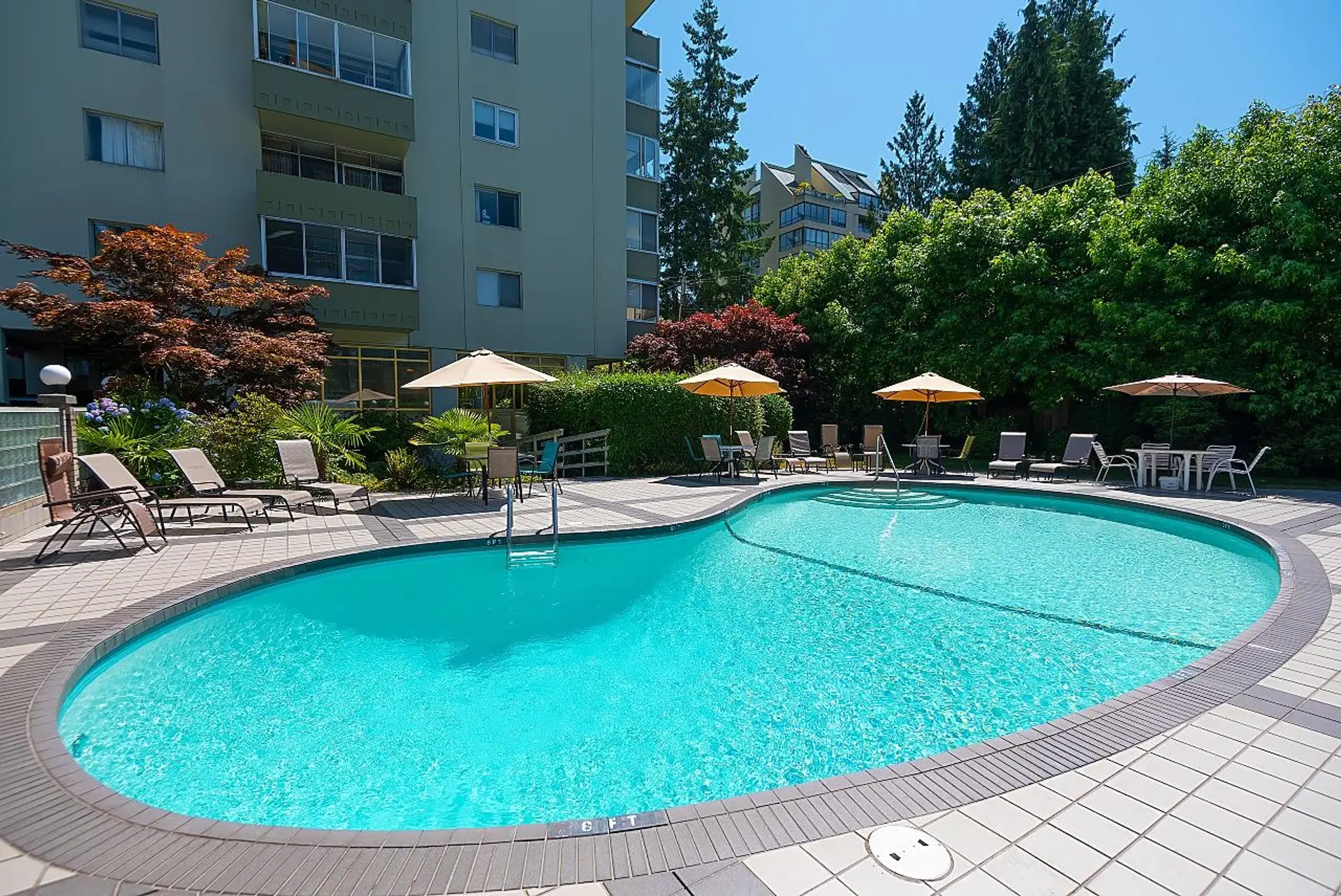 Property at #606 1425 Esquimalt Avenue, West Vancouver, BC