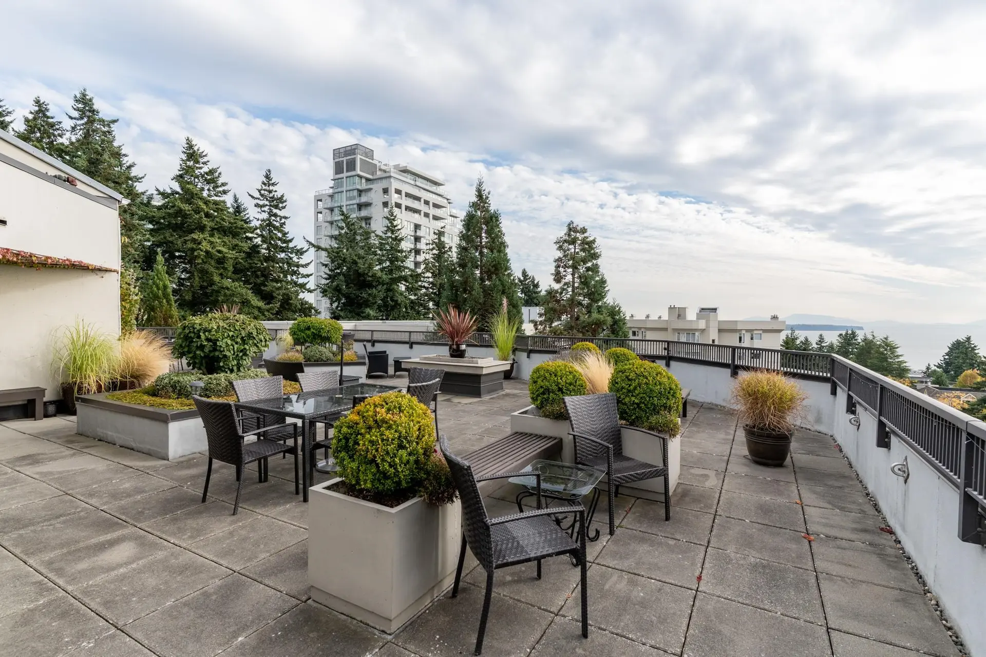 #405 1480 Foster Street - Image 17