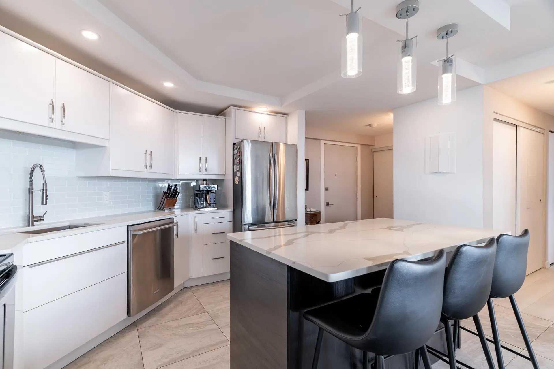 #405 1480 Foster Street - Image 4