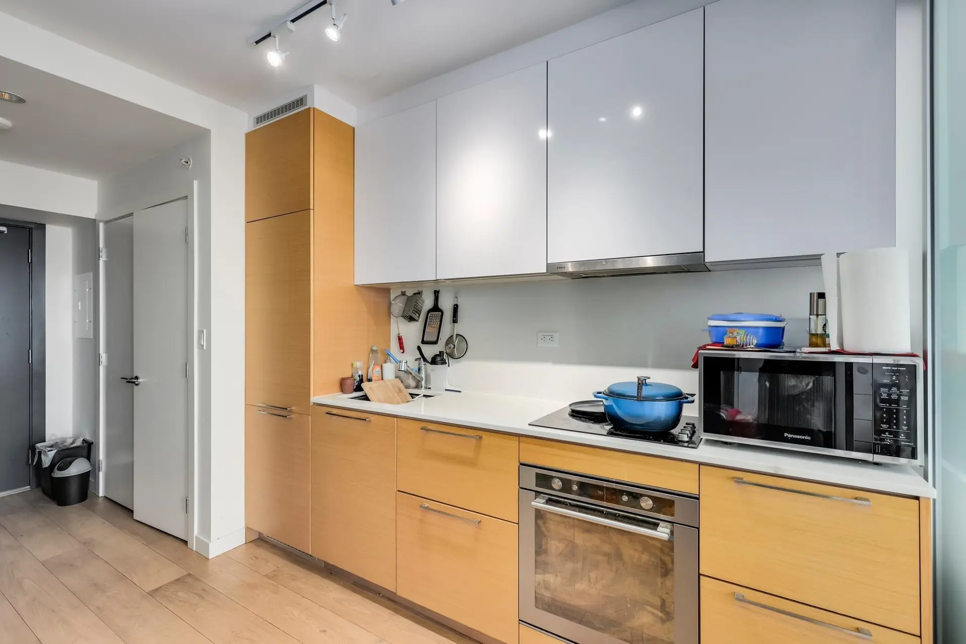 #1608 13438 Central Avenue - Image 7
