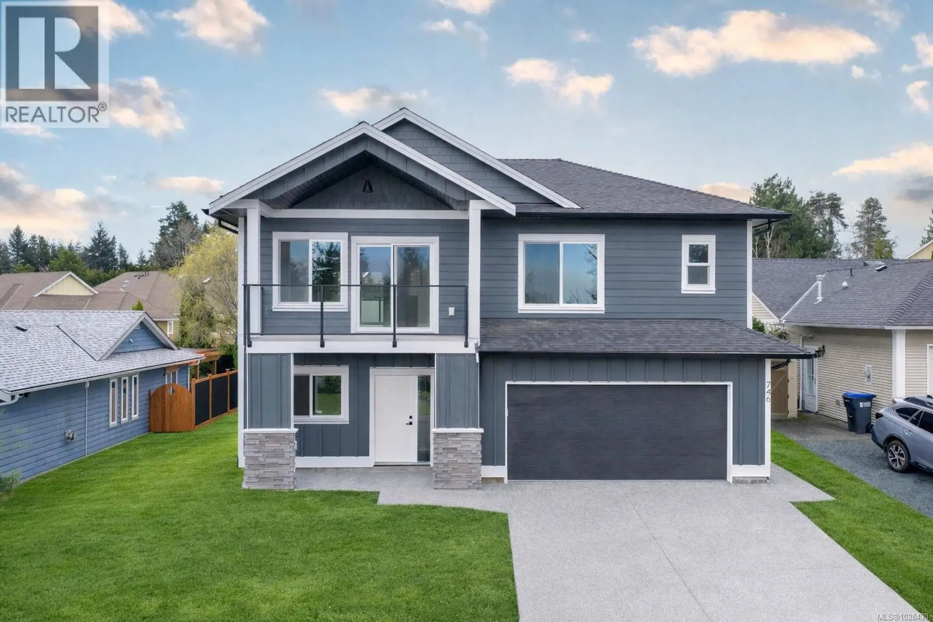 Property at 746 Doehle Ave, Parksville, BC
