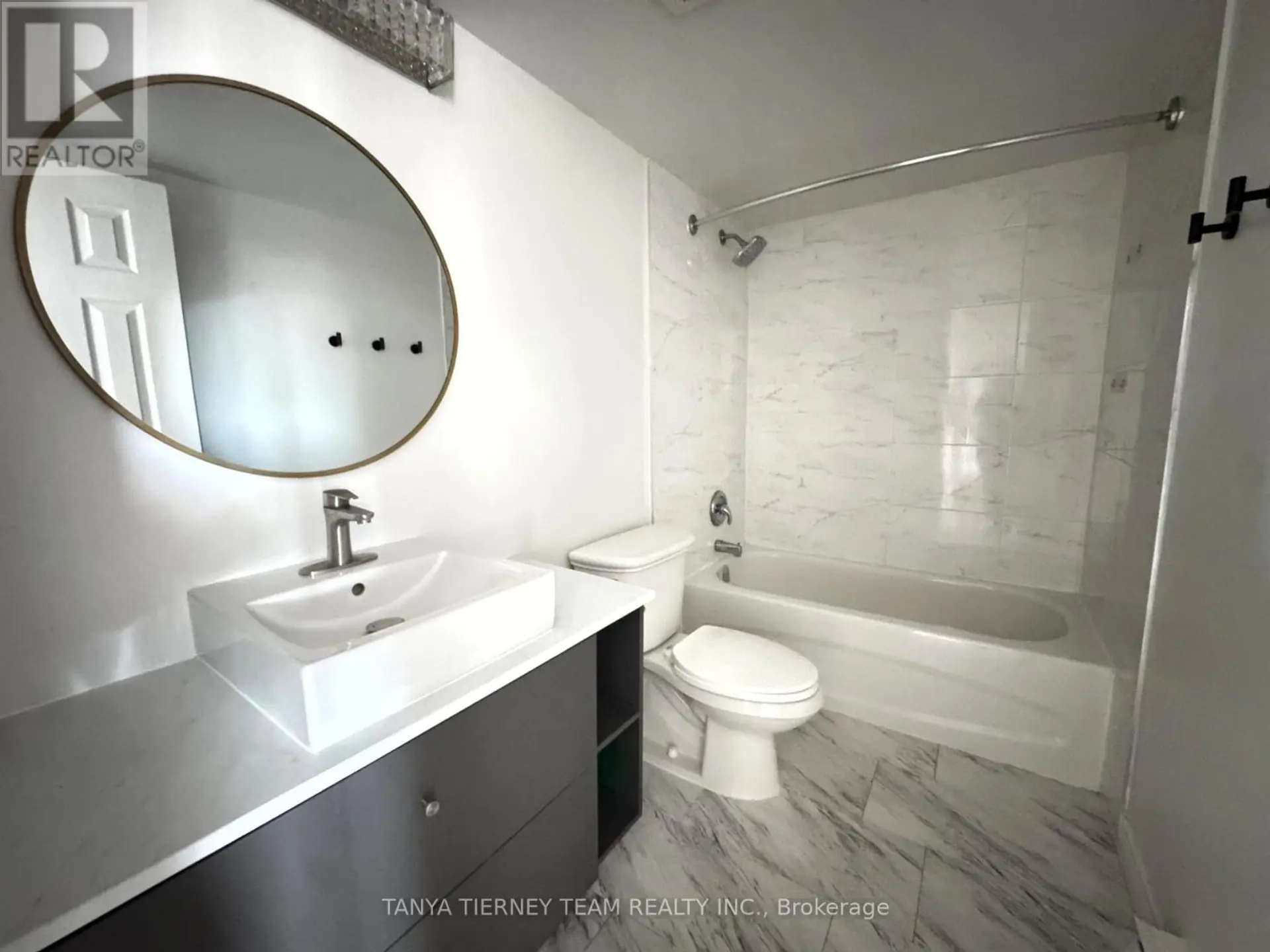 #48 43 TAUNTON ROAD - Image 11